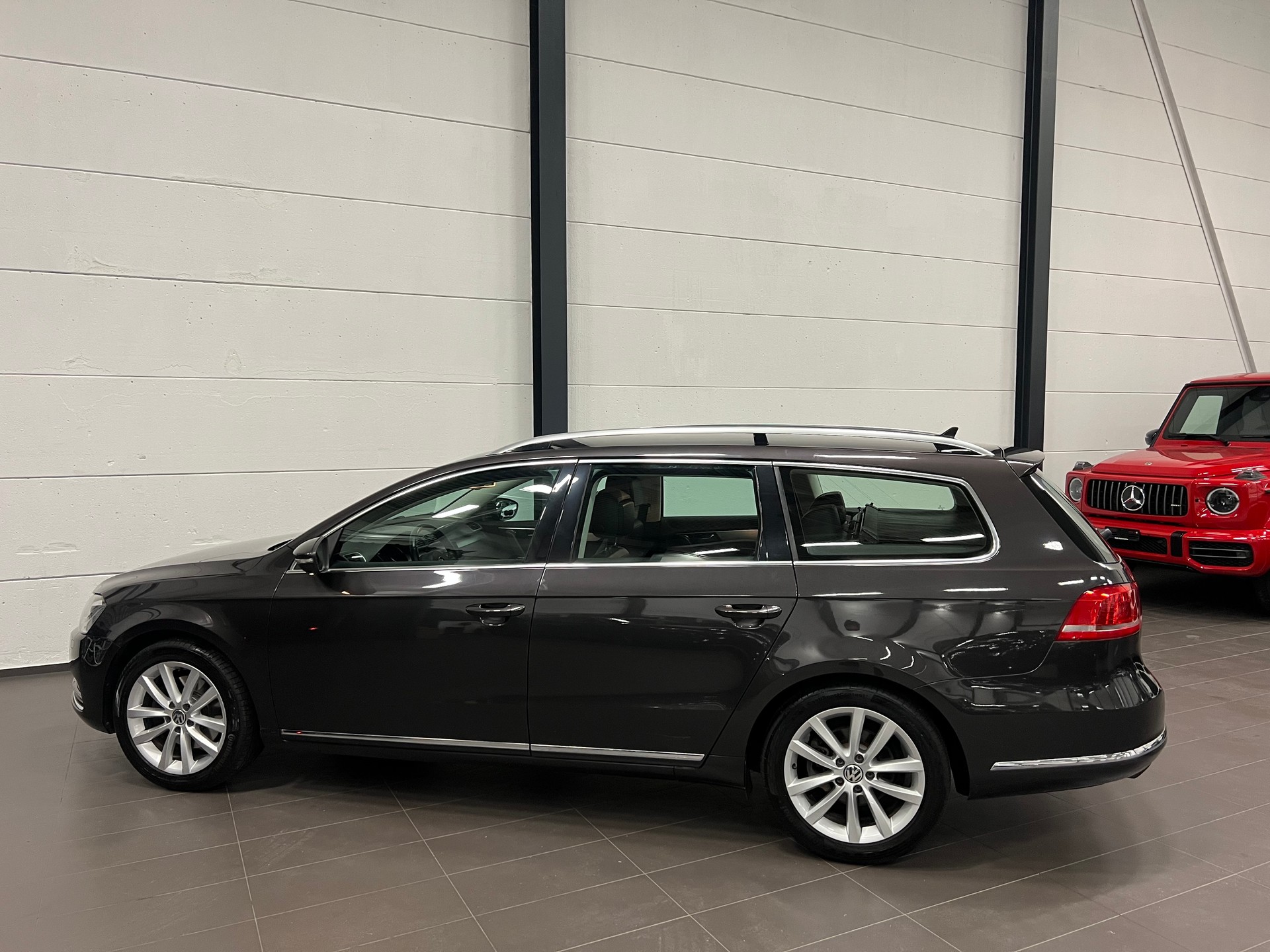 VW Passat Variant 1.8 TSI Highline DSG-image-12