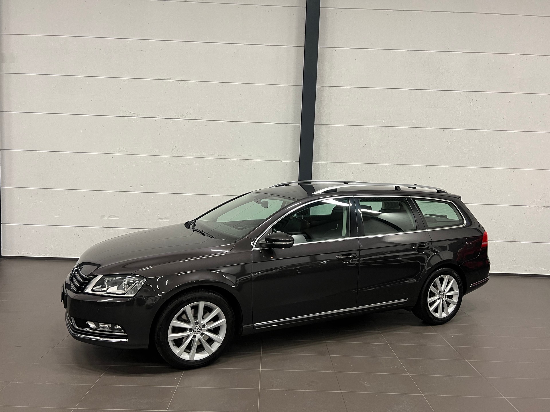 VW Passat Variant 1.8 TSI Highline DSG-image-4