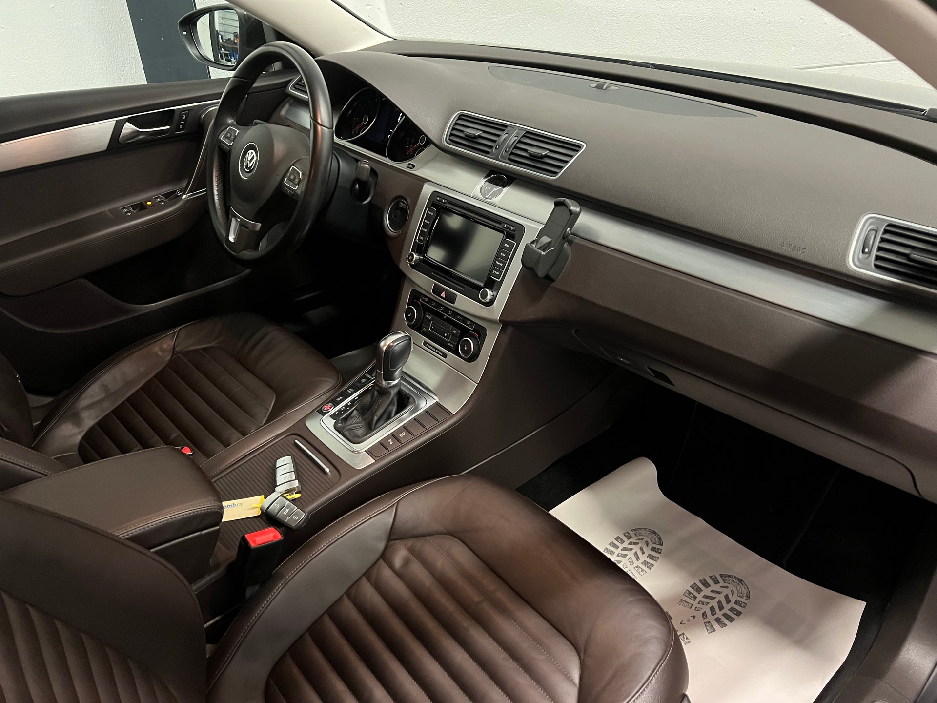 VW Passat Variant 1.8 TSI Highline DSG-image-19