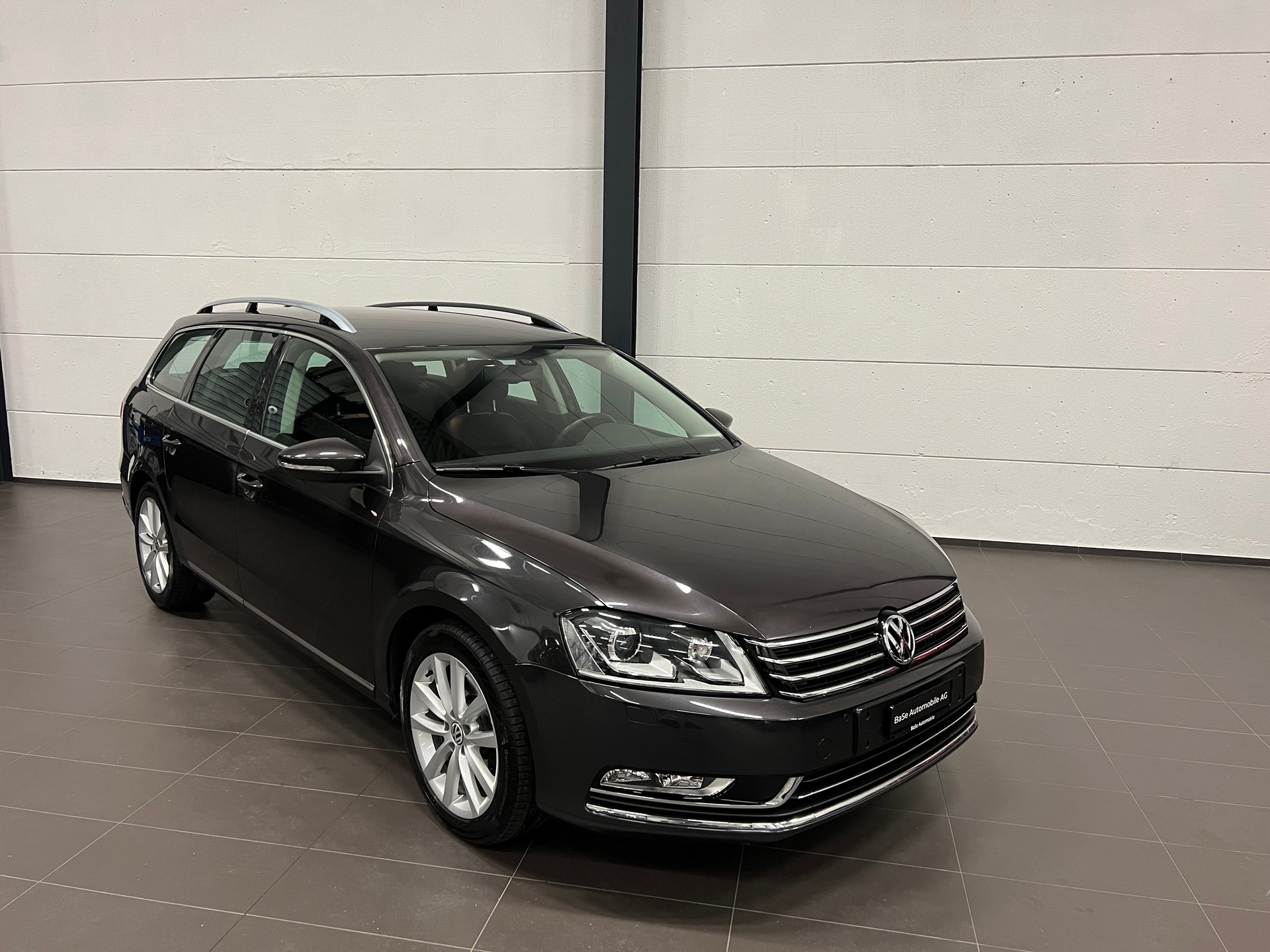 VW Passat Variant 1.8 TSI Highline DSG-showroom-element-3