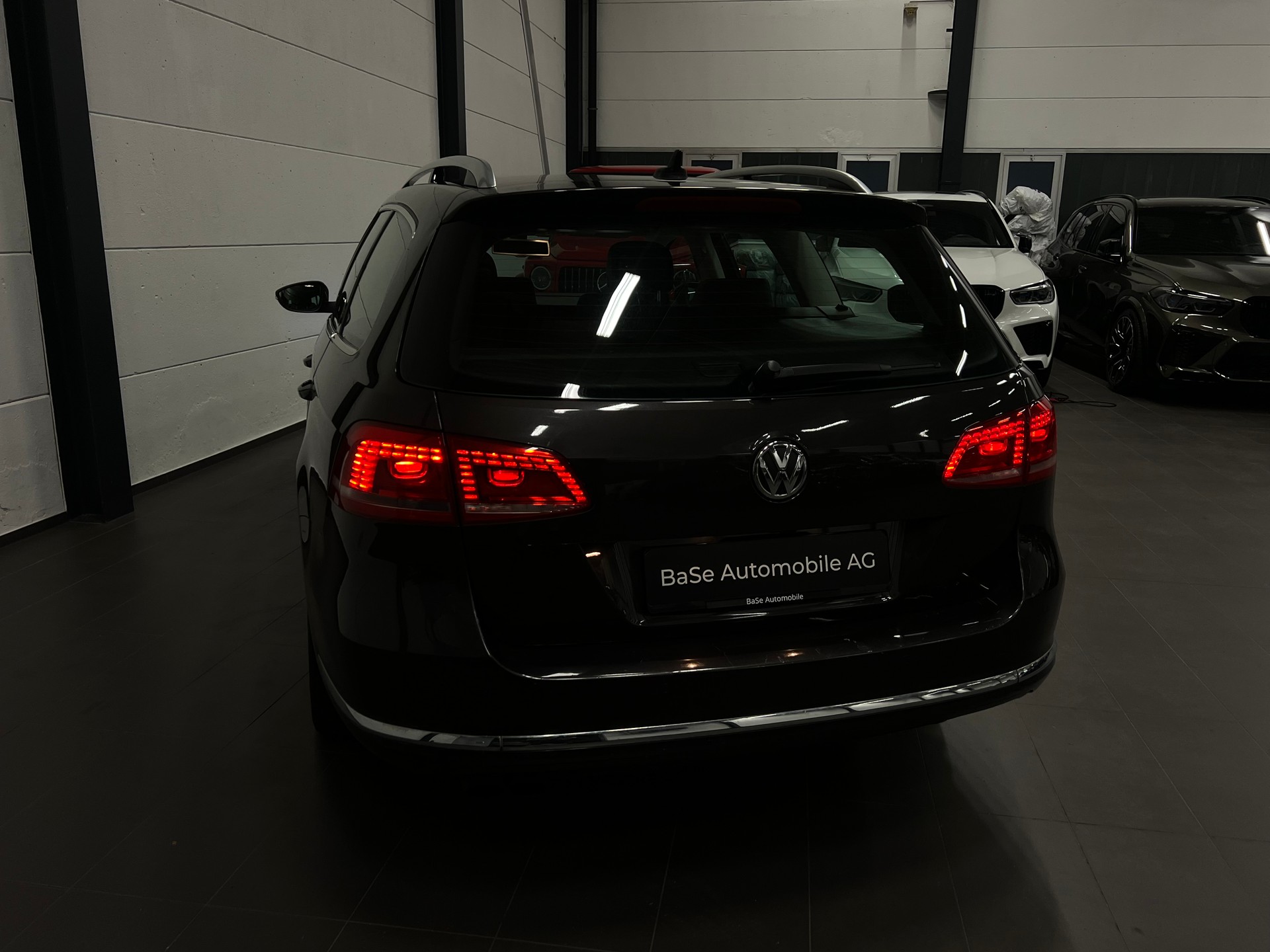 VW Passat Variant 1.8 TSI Highline DSG-image-15