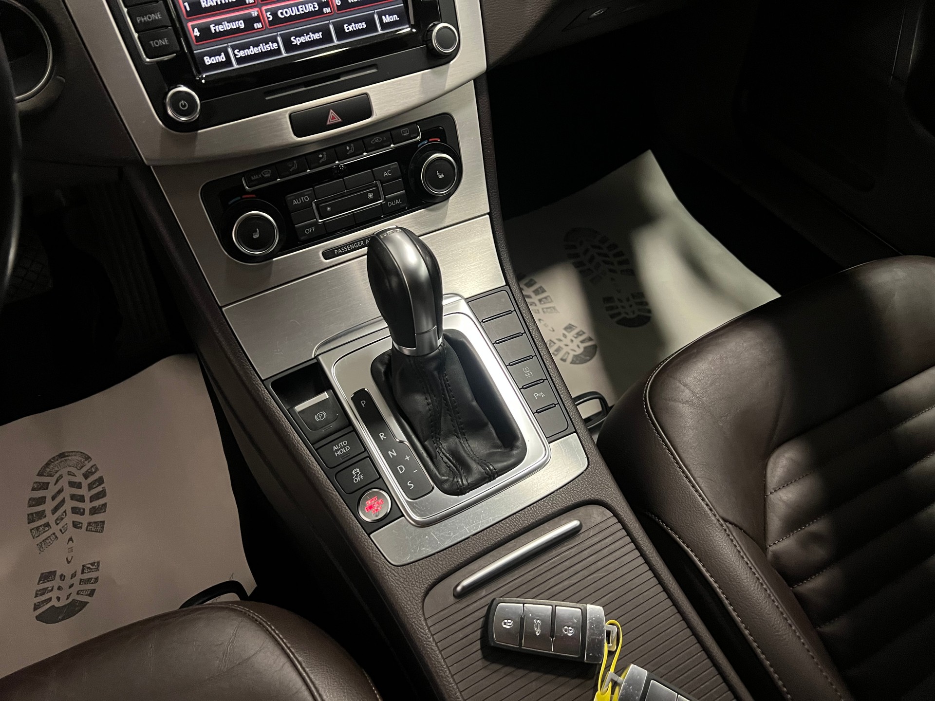 VW Passat Variant 1.8 TSI Highline DSG-image-28