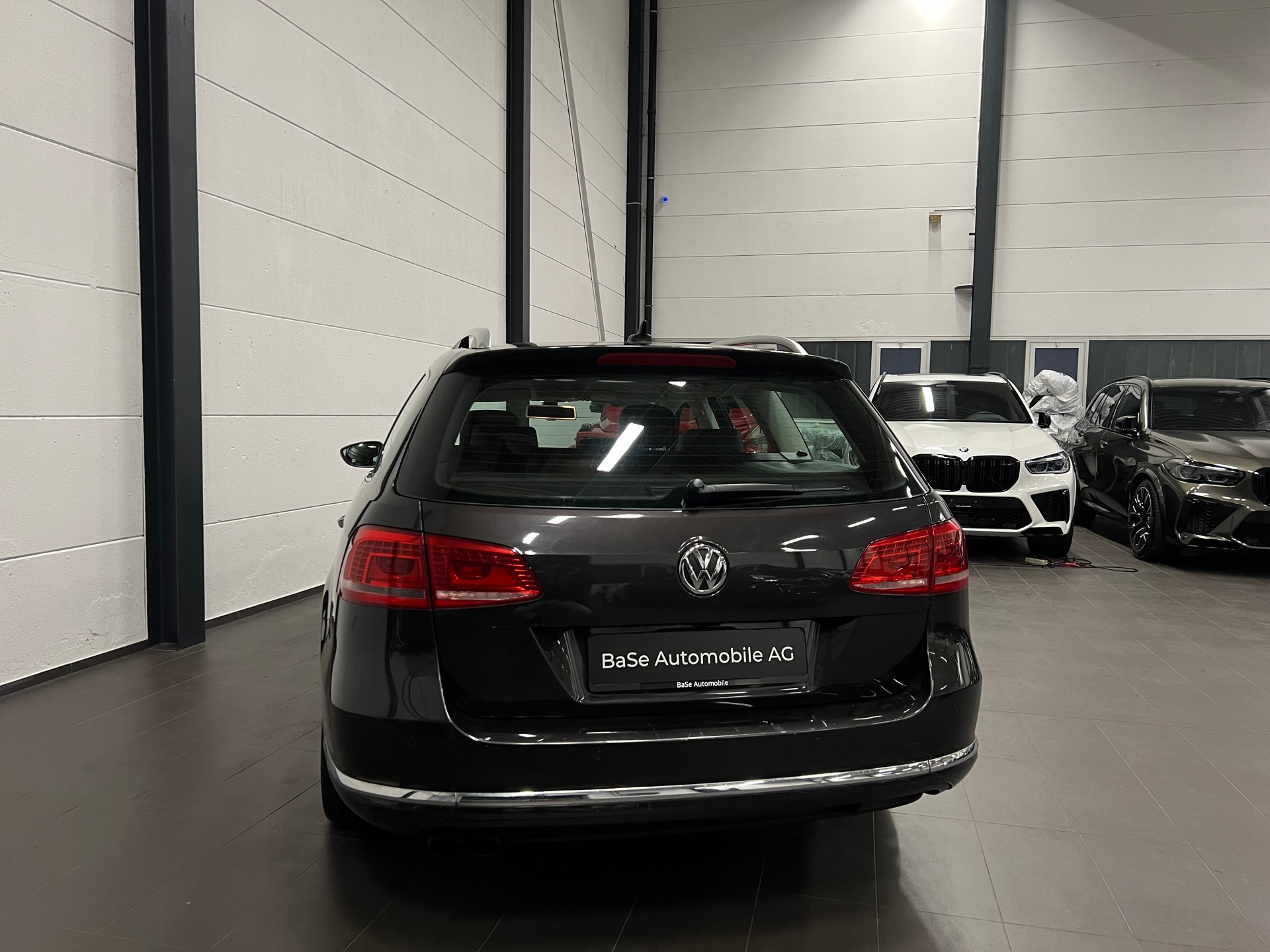 VW Passat Variant 1.8 TSI Highline DSG-image-14