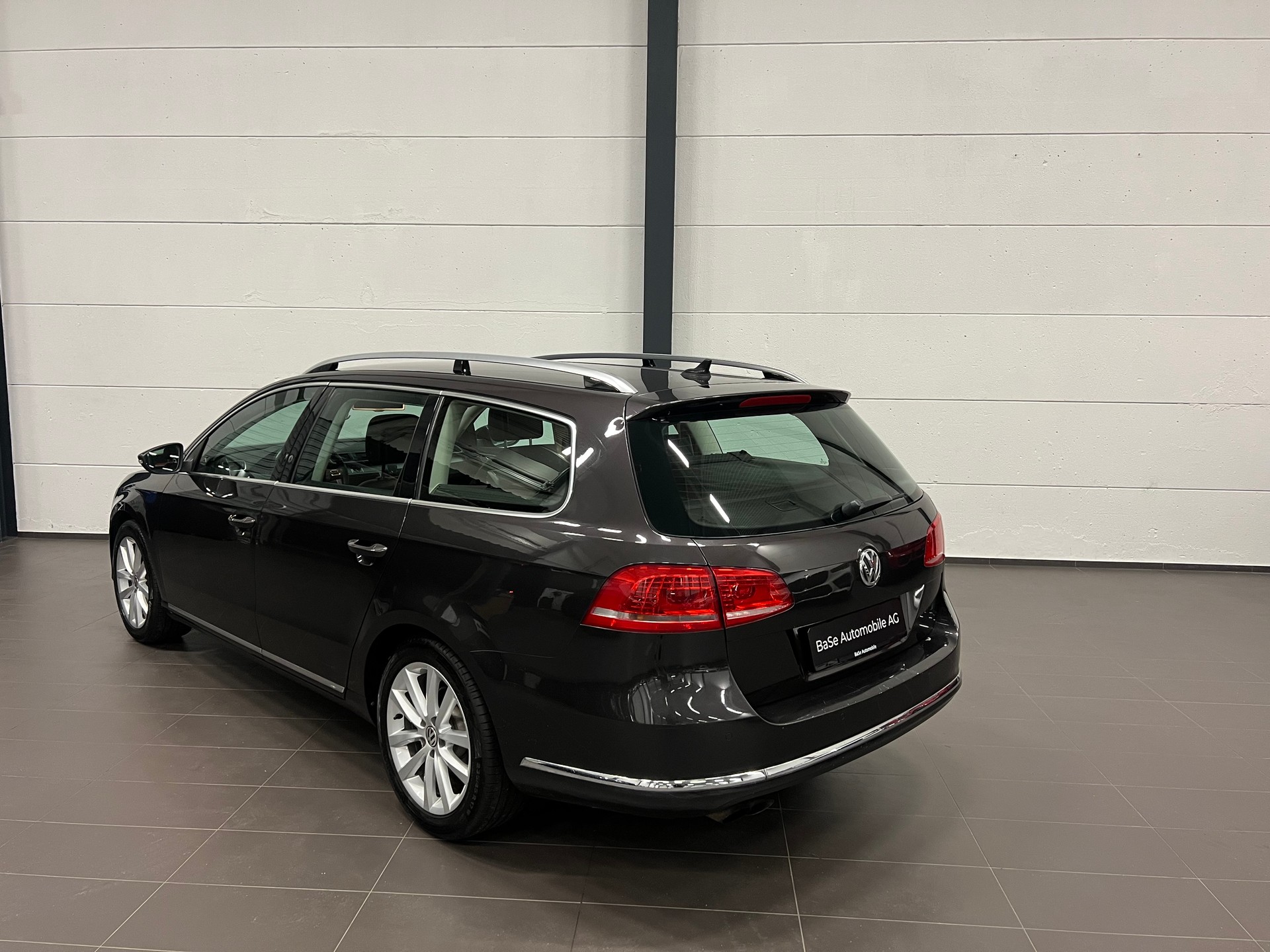VW Passat Variant 1.8 TSI Highline DSG-image-10