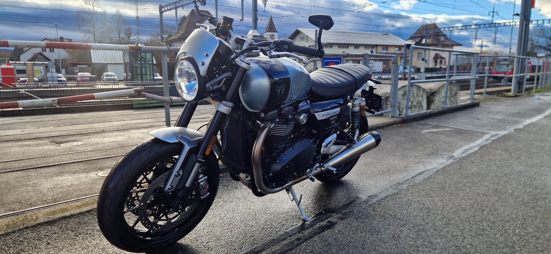 TRIUMPH Speed Twin 1200 Breitling Edition-image-7