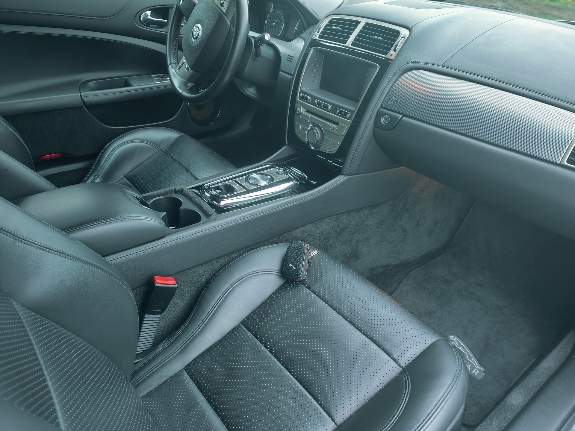 JAGUAR XKR 5.0 V8 SC Automatic-image-9