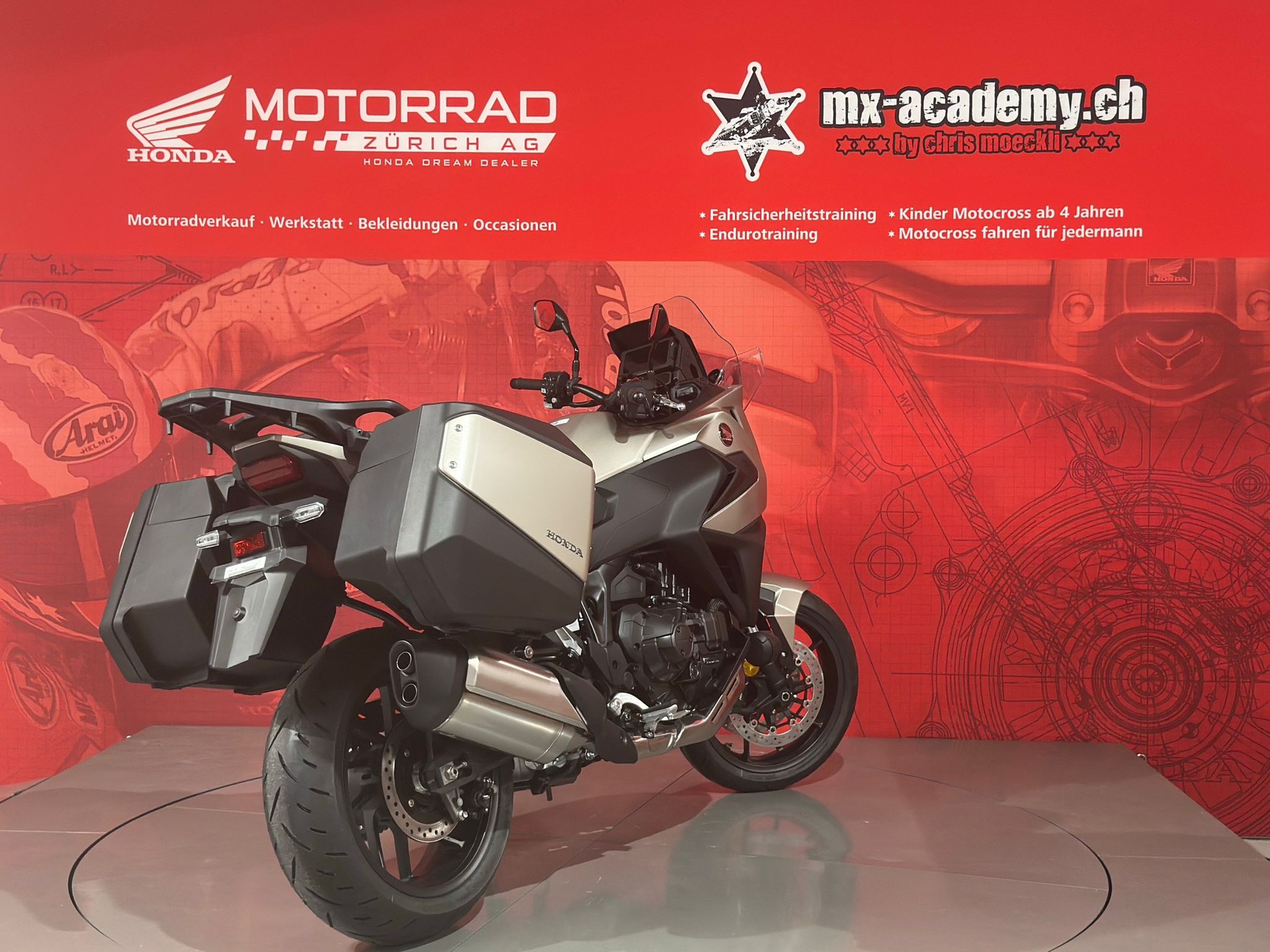 HONDA NT 1100 *Neufahrzeug*-image-2