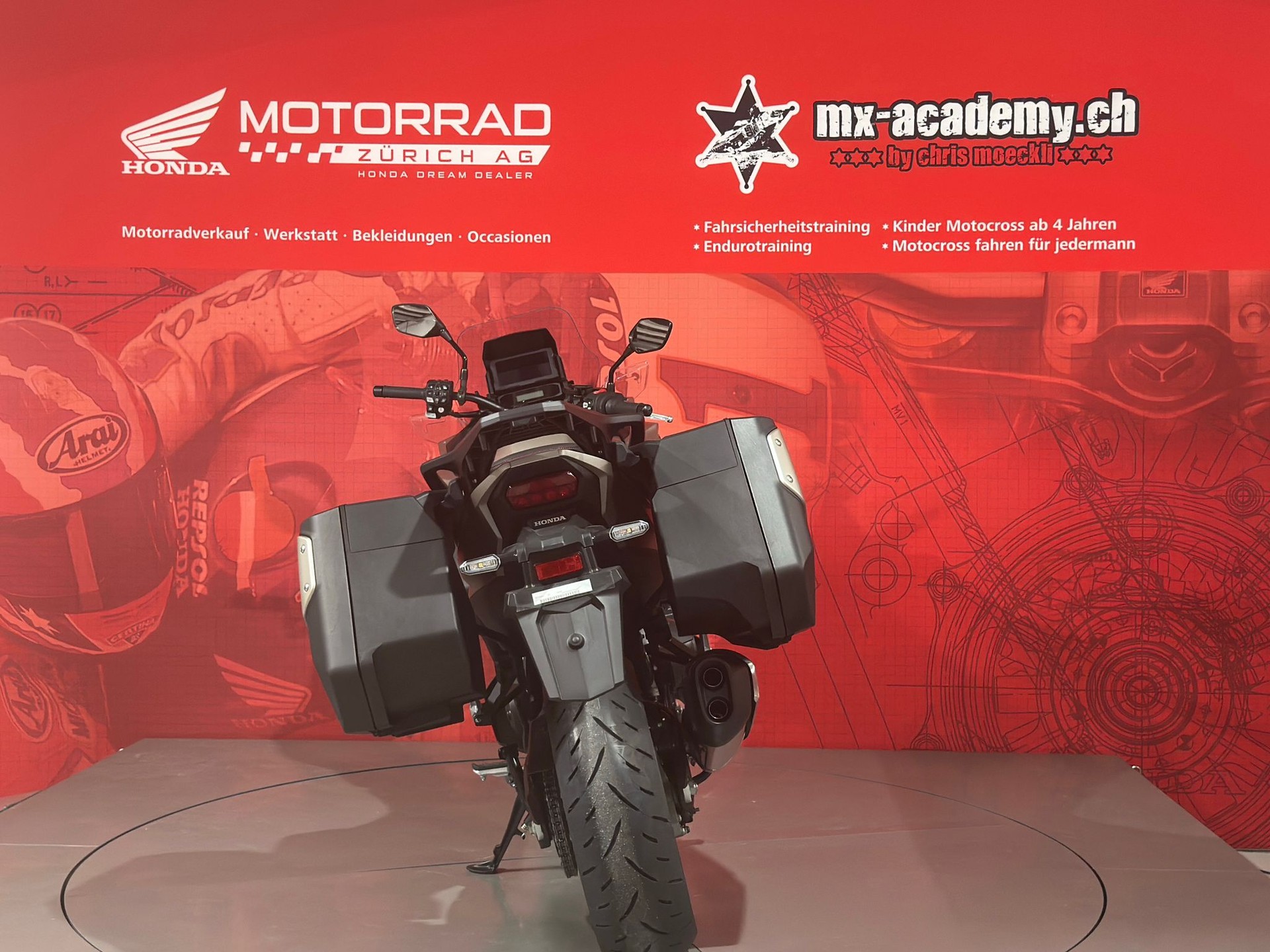 HONDA NT 1100 *Neufahrzeug*-image-3