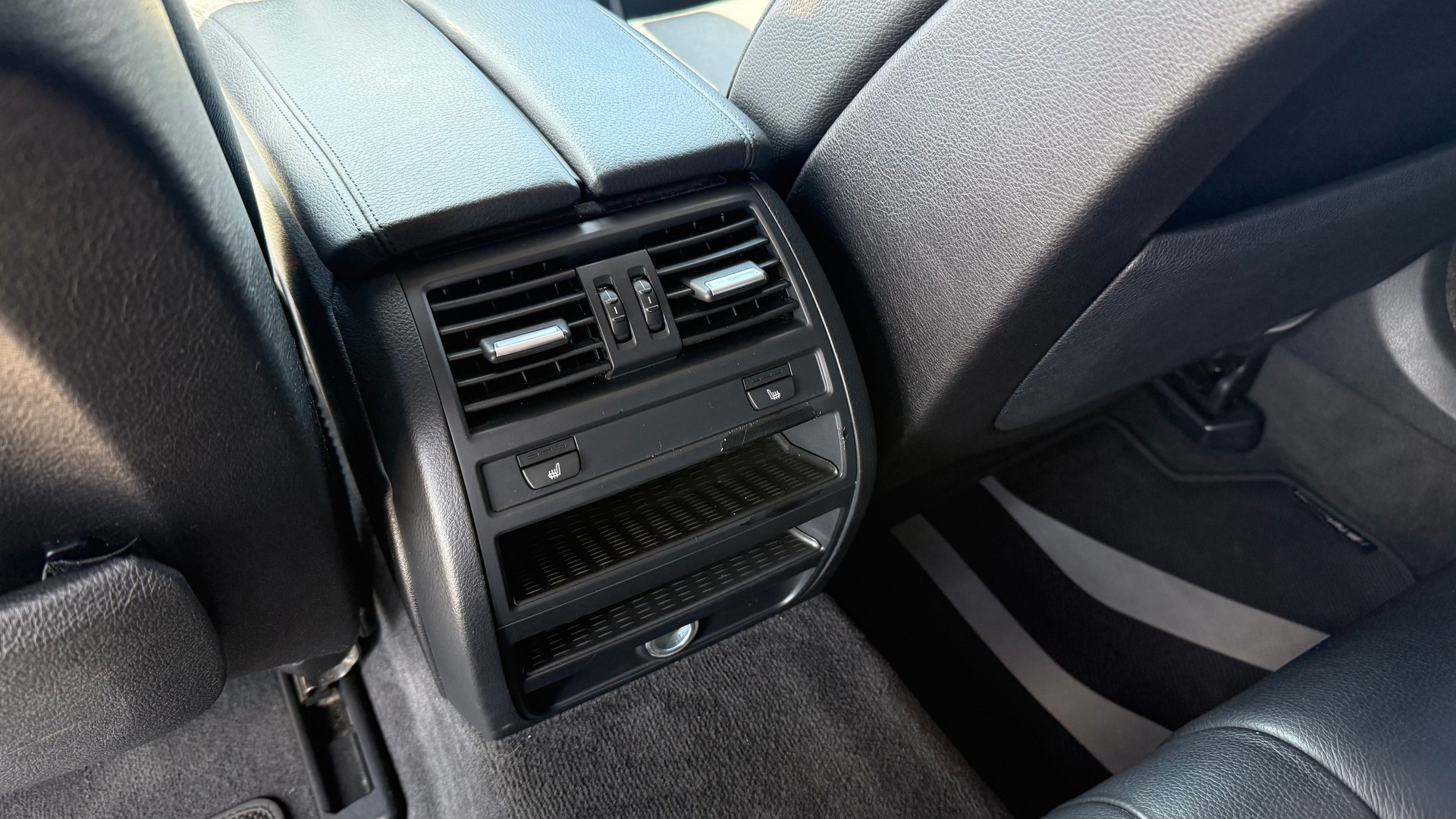 BMW 535i Touring Steptronic-image-11