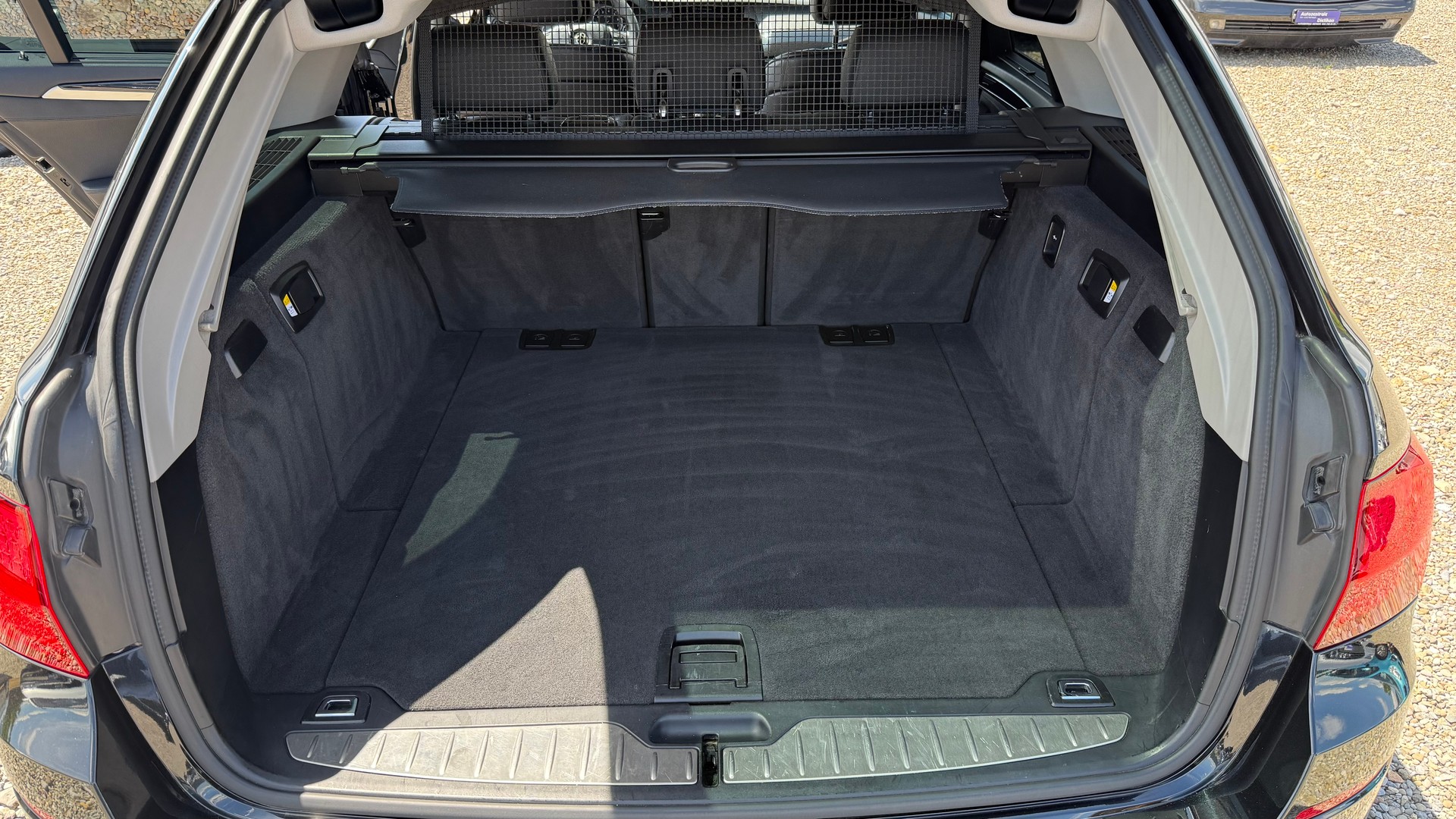 BMW 535i Touring Steptronic-image-25