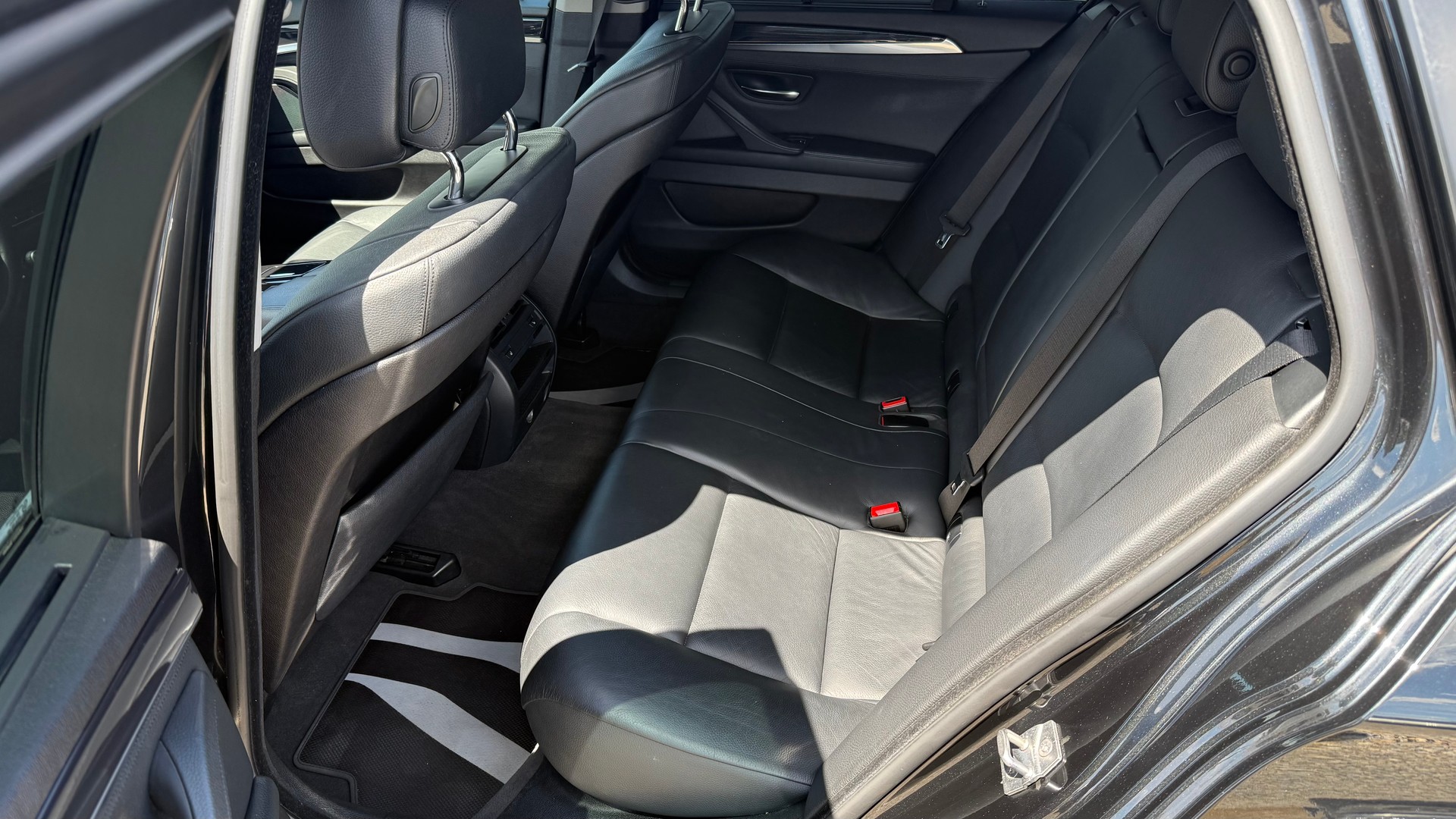 BMW 535i Touring Steptronic-image-10