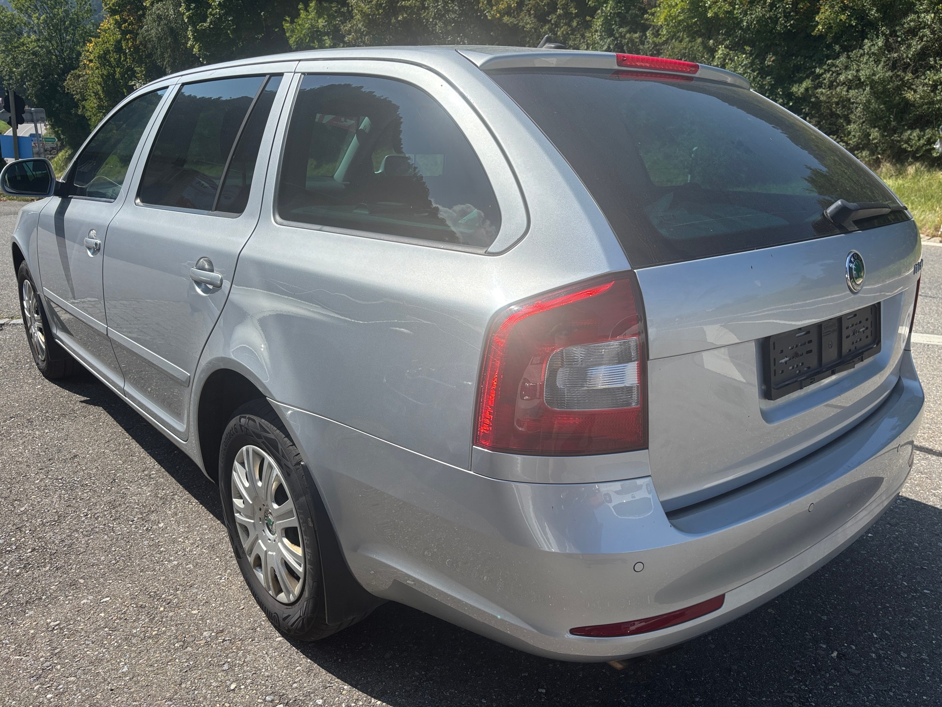 SKODA Octavia Combi 2.0 TDI Ambition 4x4 DSG-image-6
