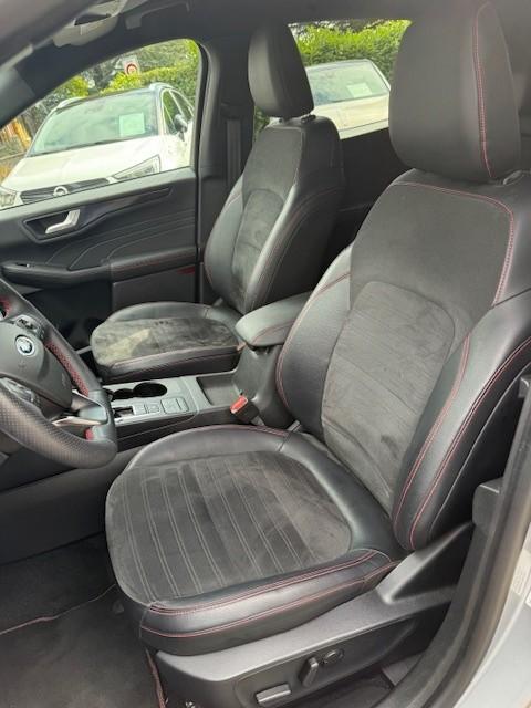 FORD Kuga 2.5 Hybrid ST-Line 4x4-image-5