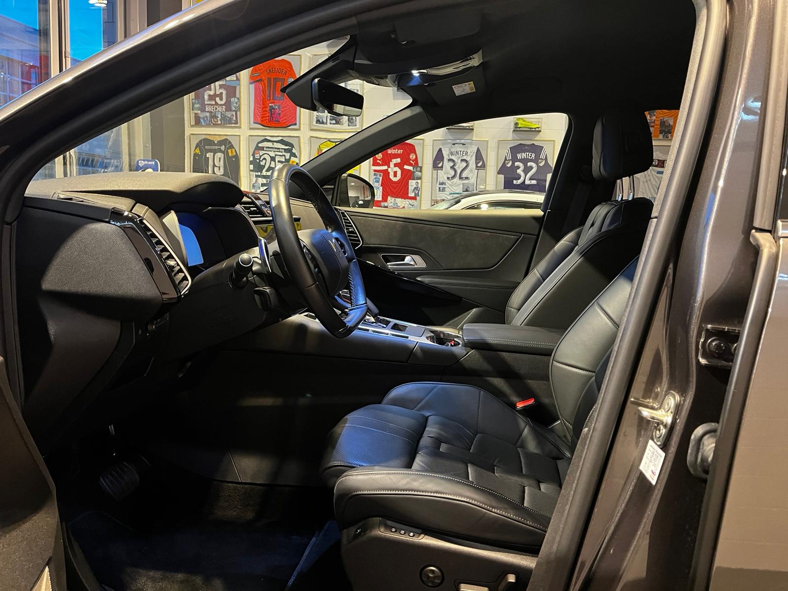 DS AUTOMOBILES DS 7 Crossback E-Tense 300 4x4 Bastille+-image-11