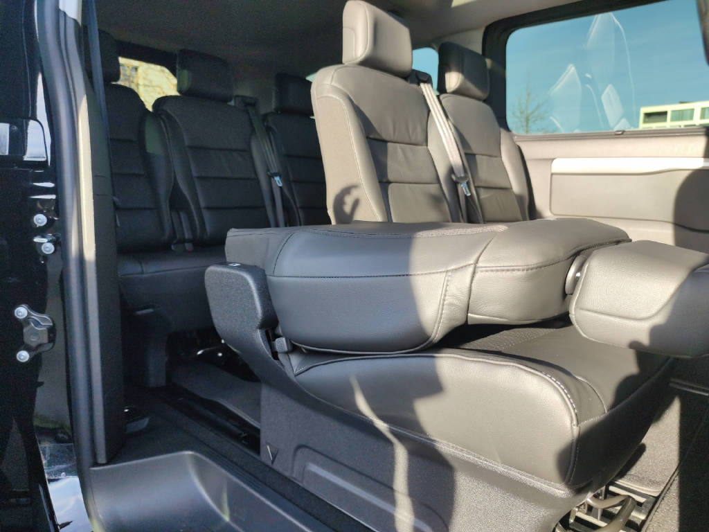 PEUGEOT Traveller Long 2.0 BlueHDi 180 Business VIP S/S-image-5