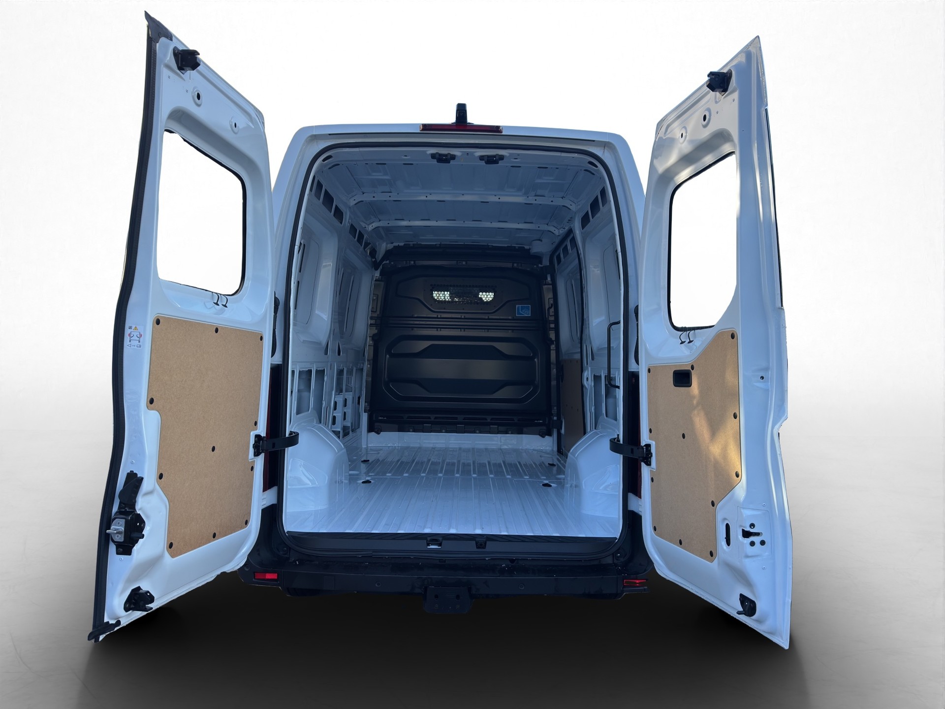 NISSAN Interstar dCi 150 3.5 L2H2 N-Connecta-image-15