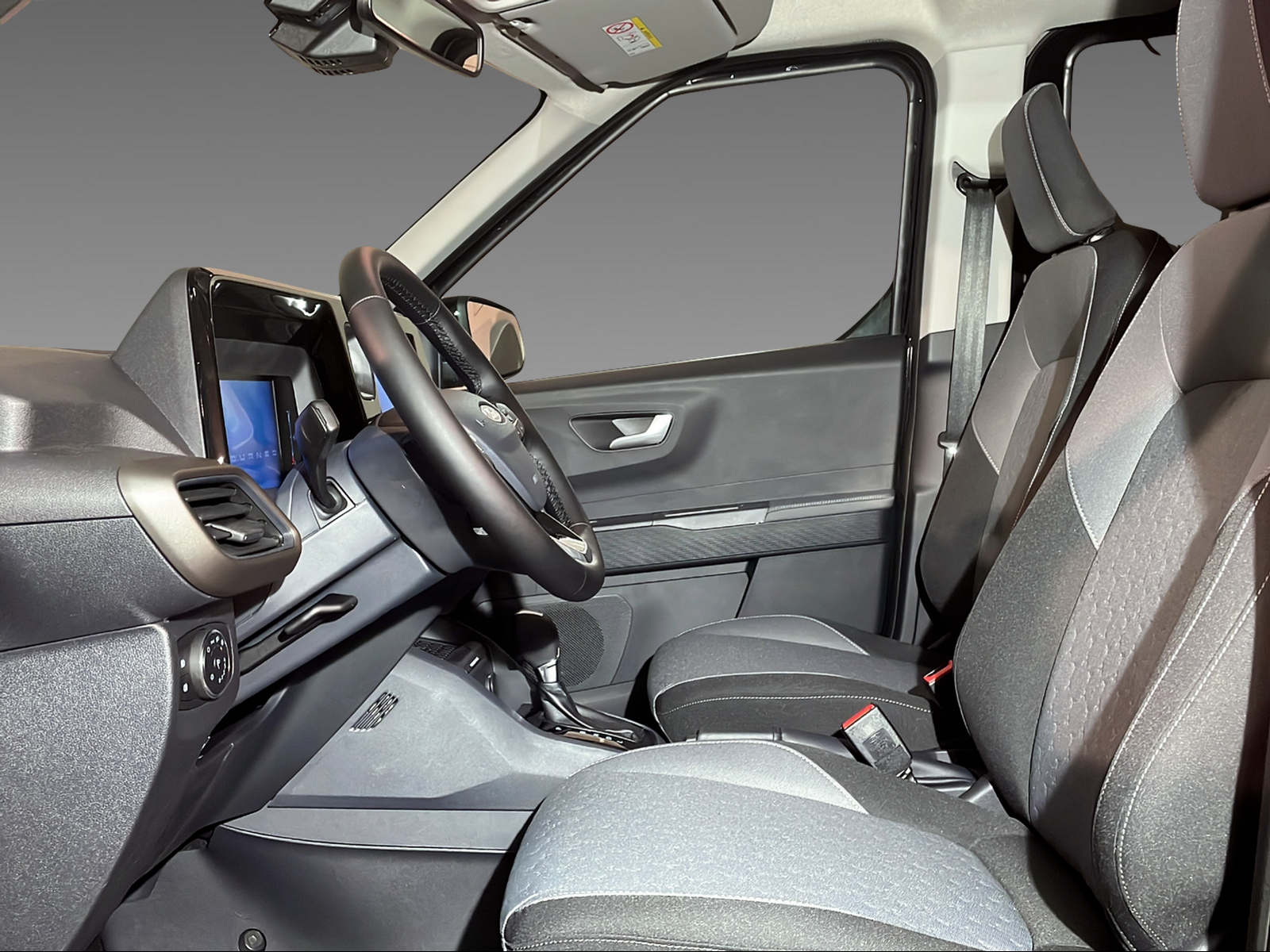 FORD Tourneo Courier 1.0 EcoBoost Titanium-image-5