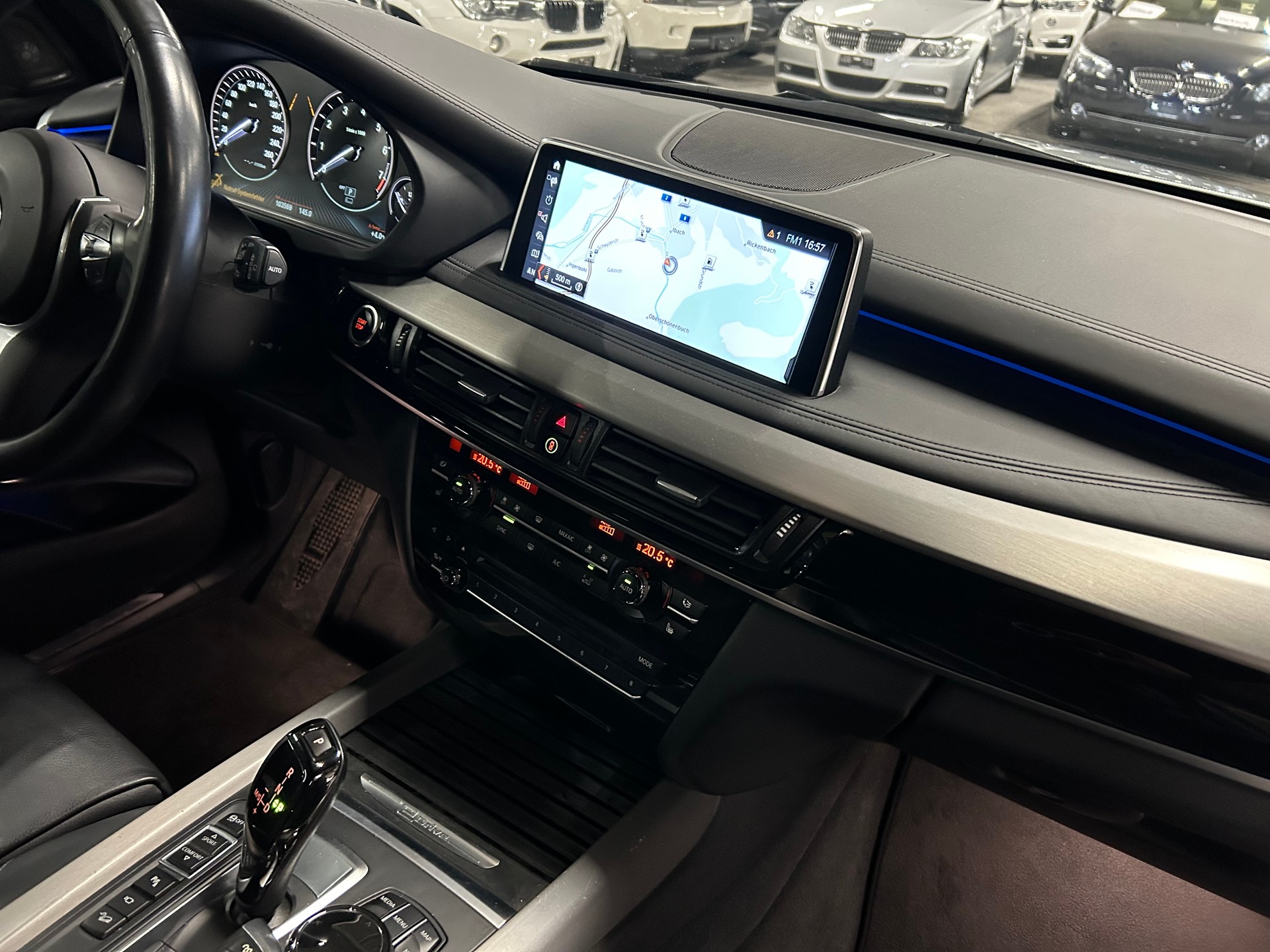 BMW X5 xDrive 40e iPerformance Steptronic-image-15