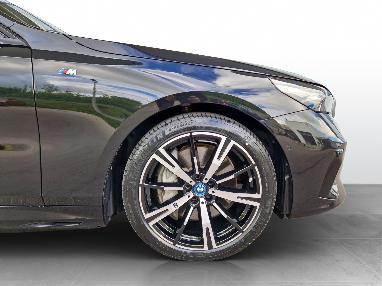 BMW 550e xDrive Limousine M Sport-image-10