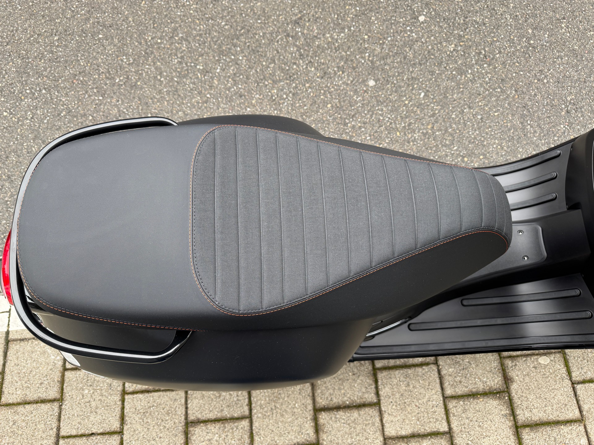 PIAGGIO Vespa GTS 125 Super Sport RST Euro 5+-image-8