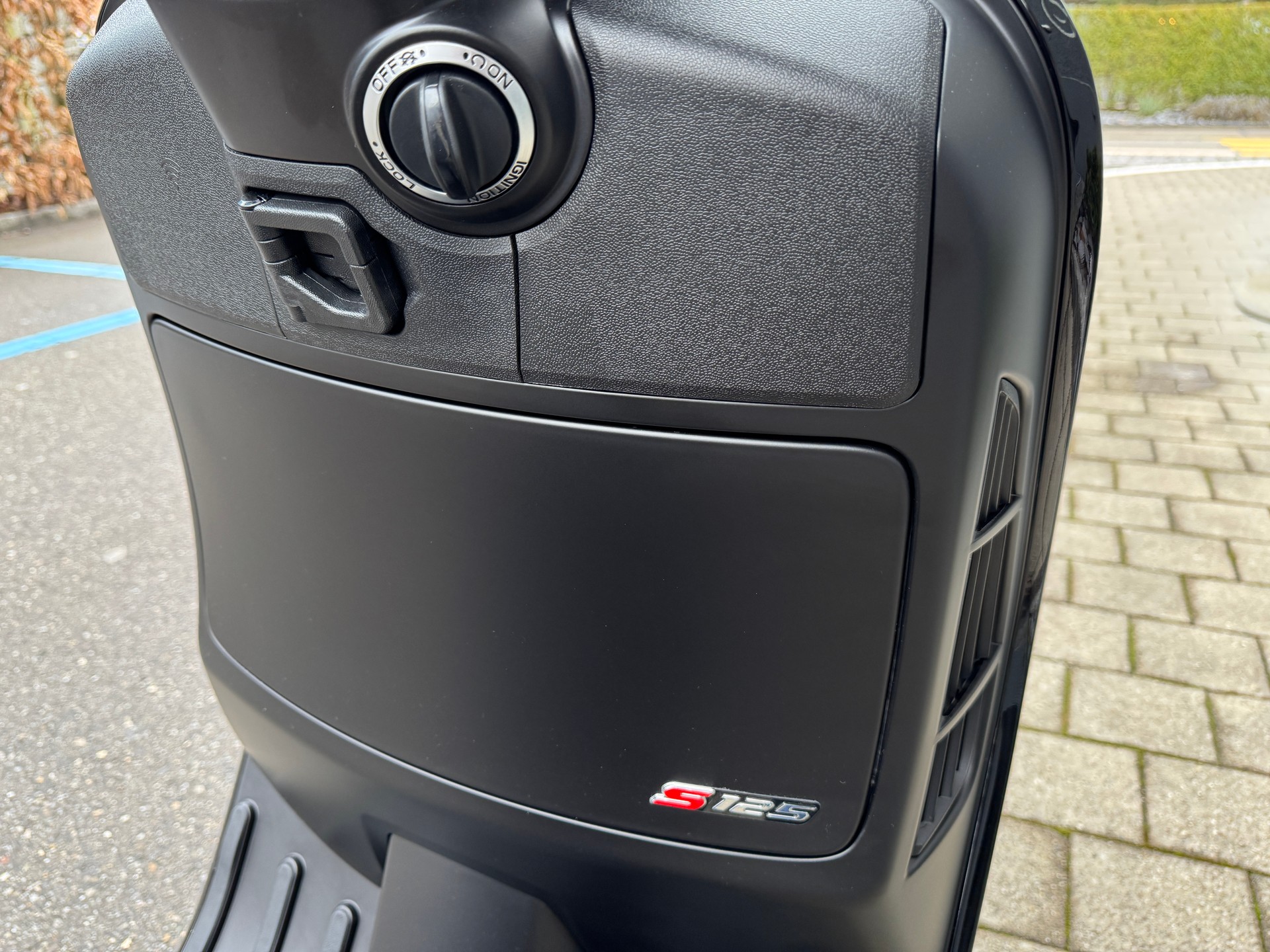 PIAGGIO Vespa GTS 125 Super Sport RST Euro 5+-image-7