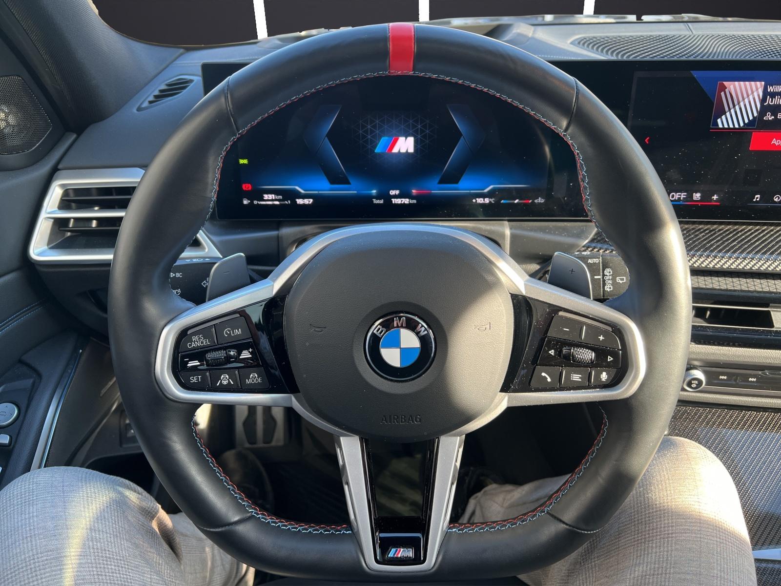 BMW M340i xDrive Touring-image-16