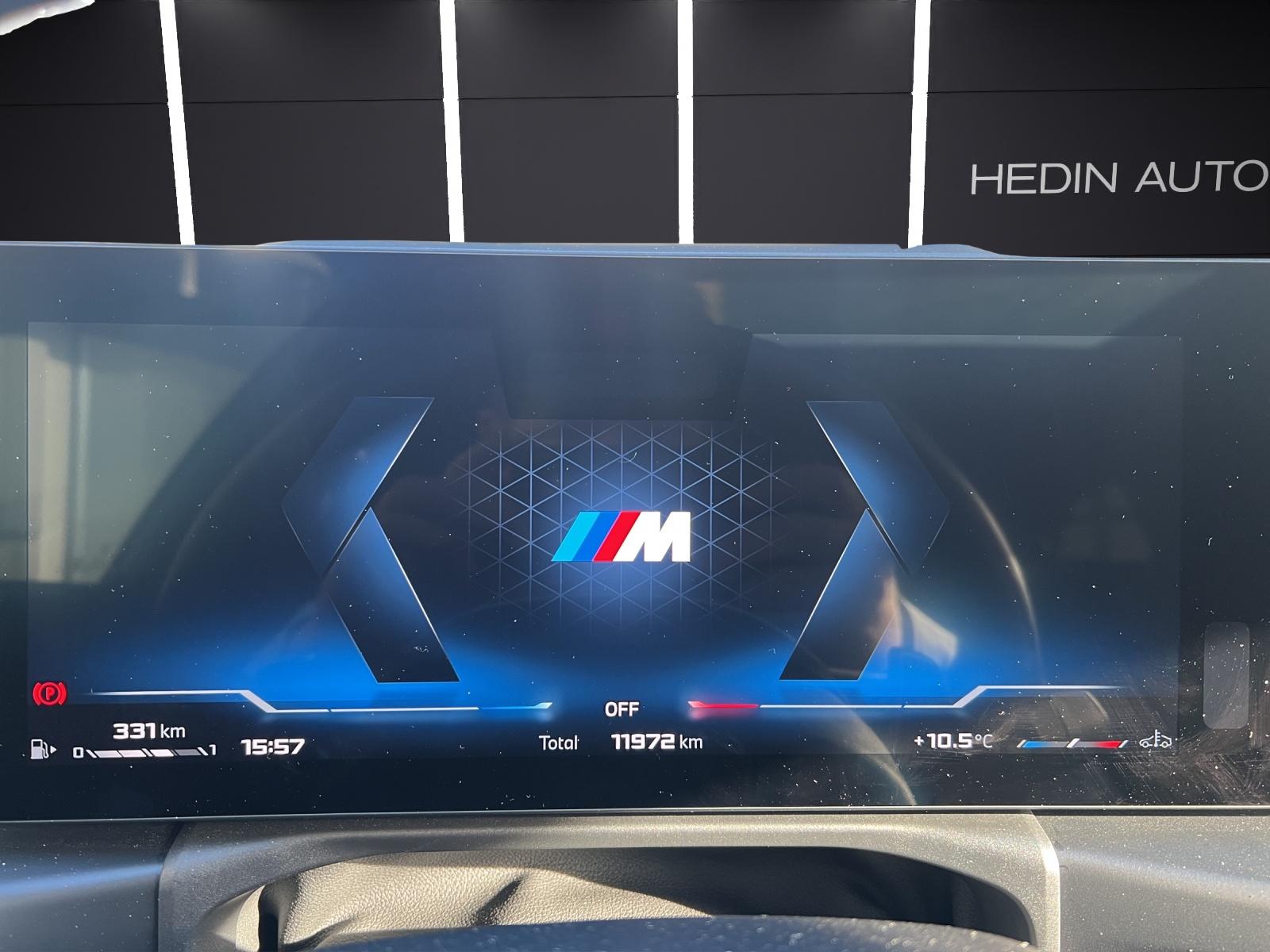 BMW M340i xDrive Touring-image-17