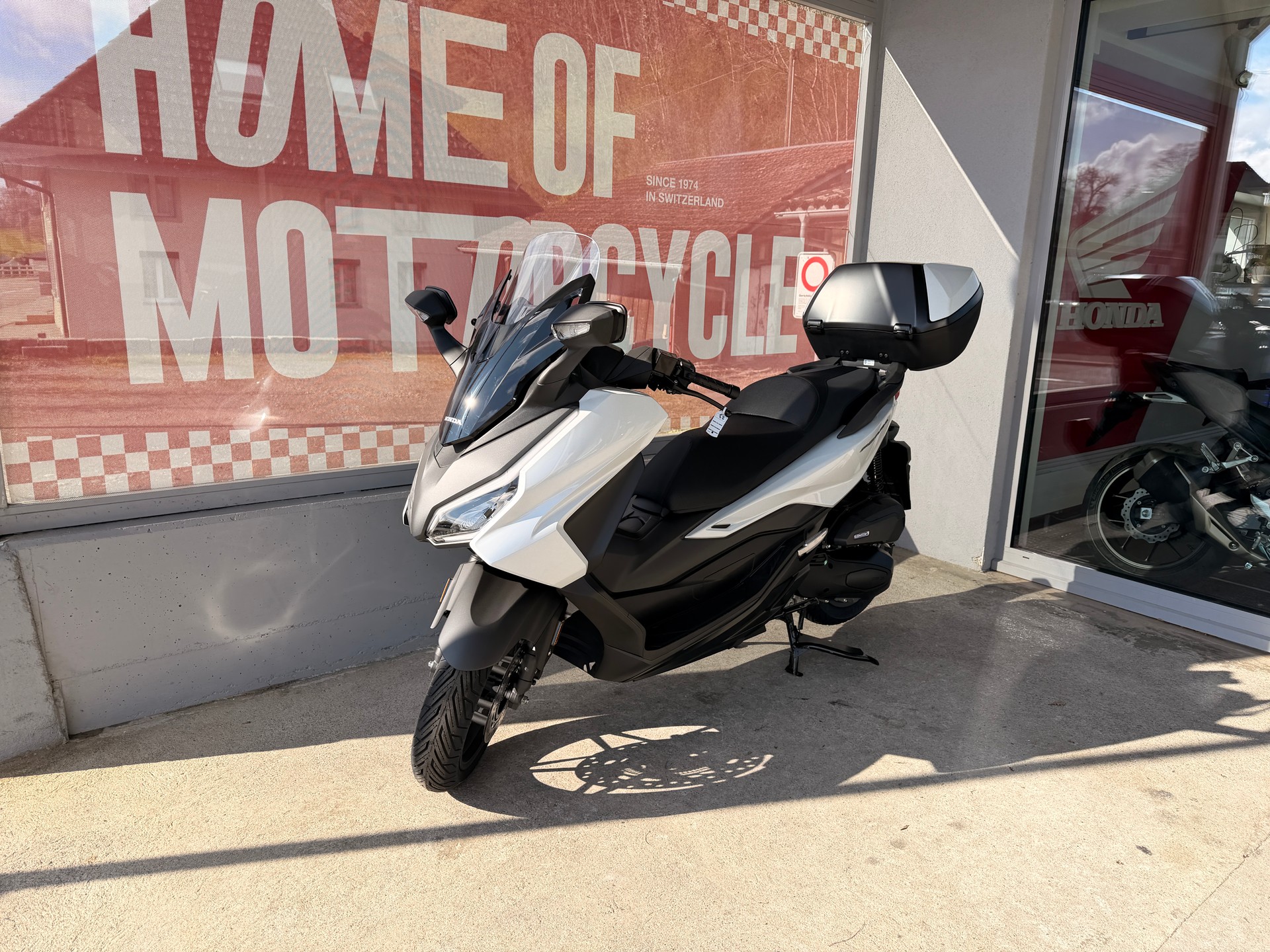 HONDA Nss 125 Forza Smart TopBox-image-1