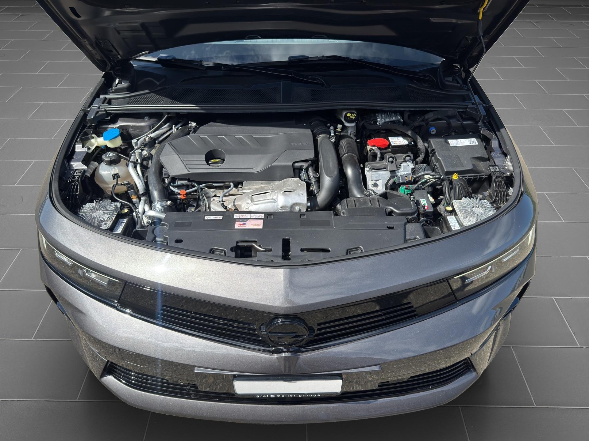 OPEL Astra Sports Tourer 1.6 T PHEV 180 GS-image-12