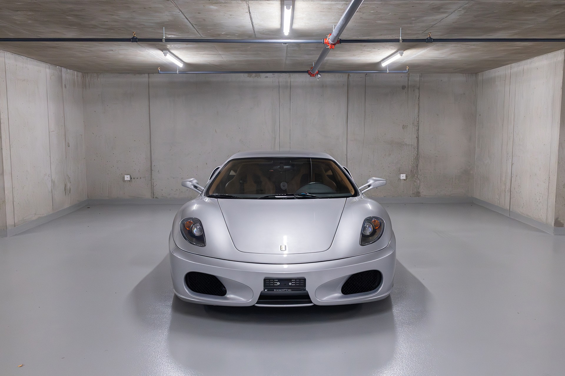 FERRARI F430-showroom-element-2