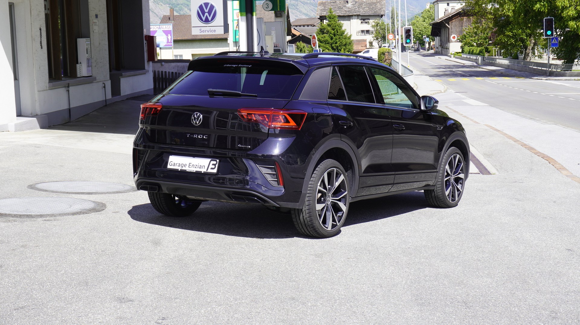 VW T-Roc 2.0 TSI R-Line DSG 4Motion-image-7