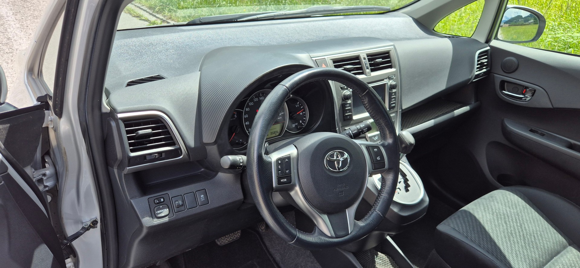 TOYOTA 1.33 VVT-i Linea Sol MdS-image-10
