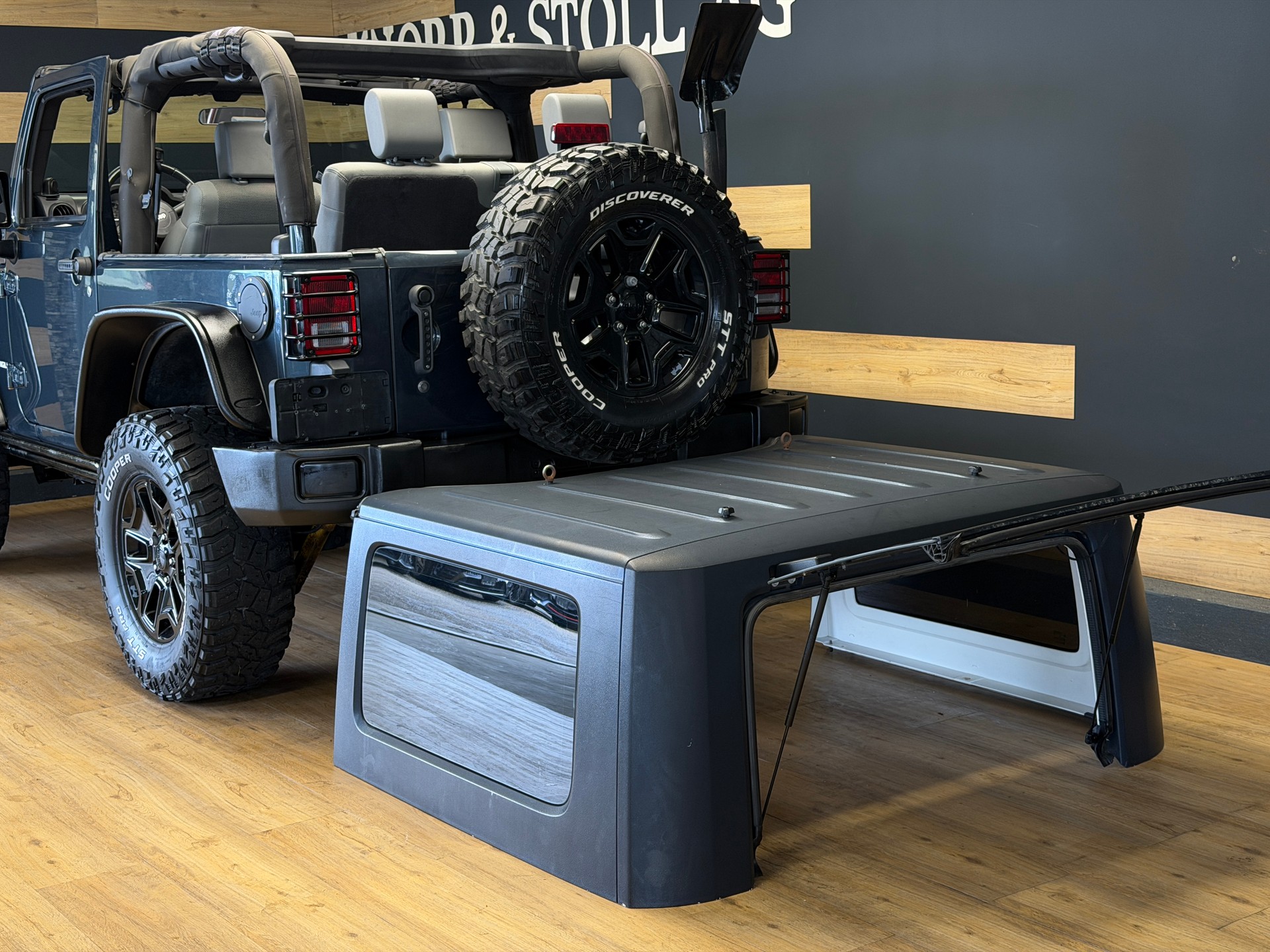 JEEP Wrangler 3.8 Unlimited Rubicon Sahara Automatic-image-15