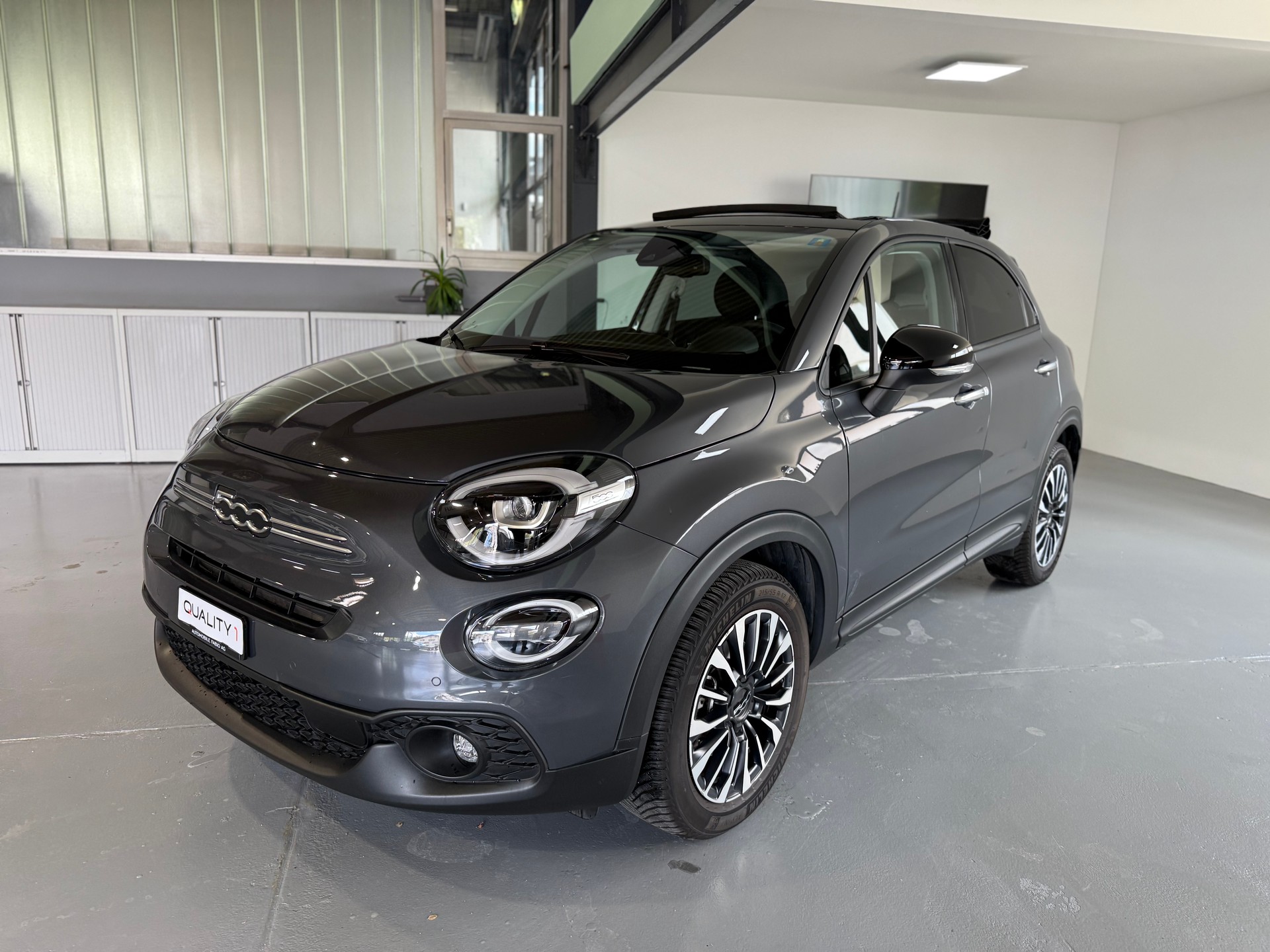 FIAT 500X 1.5 Hybrid Soft Top Sport DCT-image-2