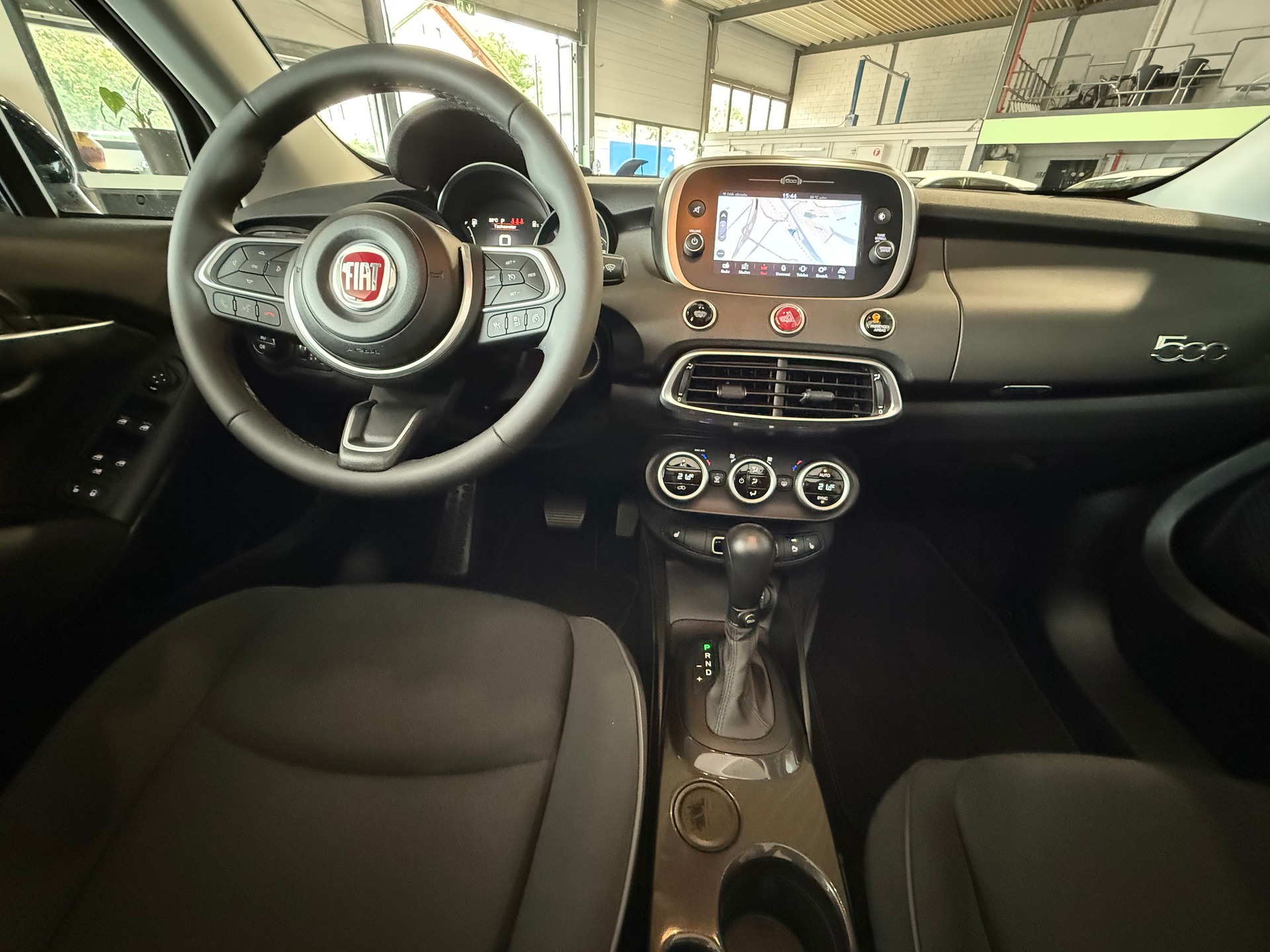 FIAT 500X 1.5 Hybrid Soft Top Sport DCT-image-10