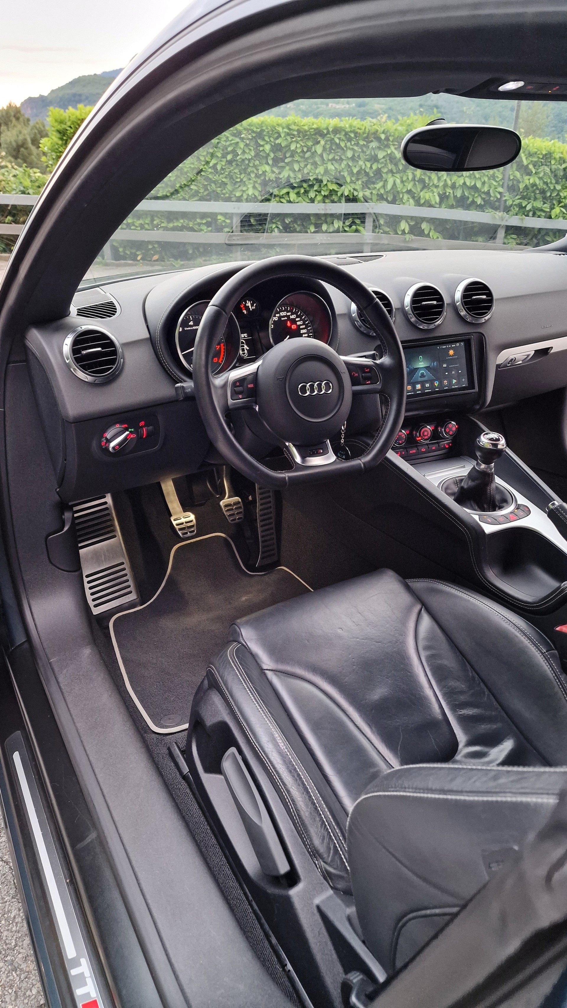 AUDI 2.0 TFSI quattro-image-18