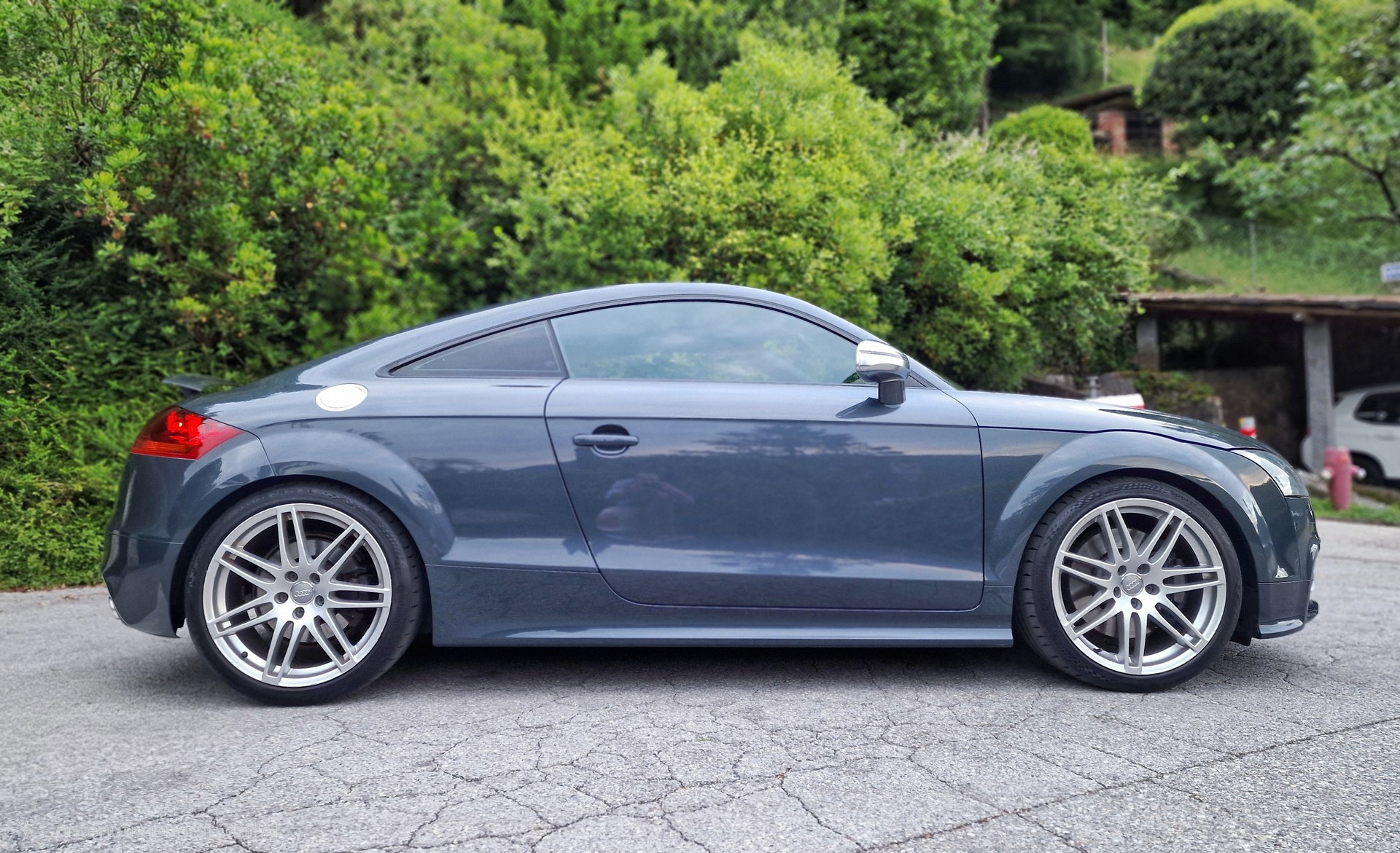 AUDI 2.0 TFSI quattro-image-9