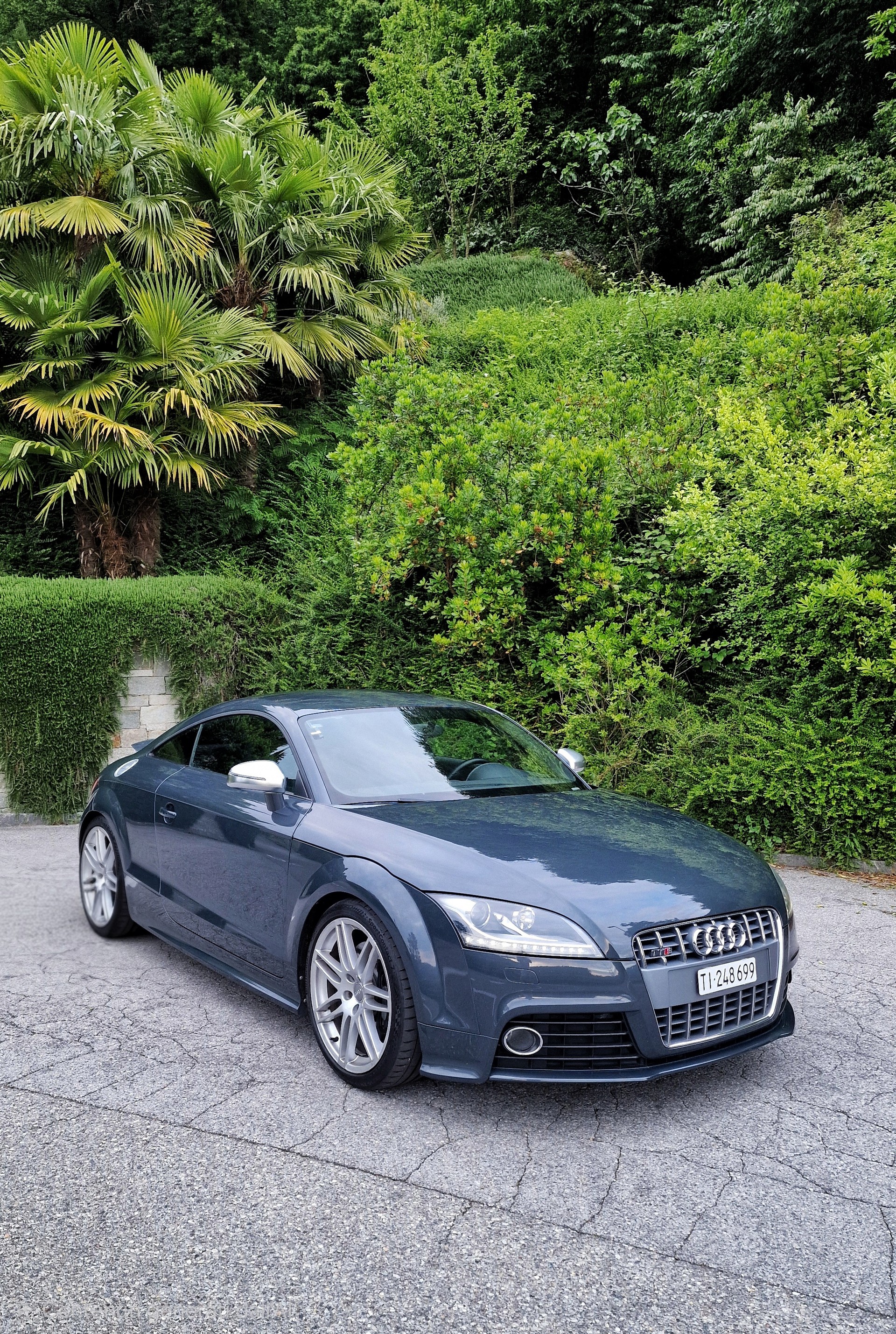 AUDI 2.0 TFSI quattro-image-1