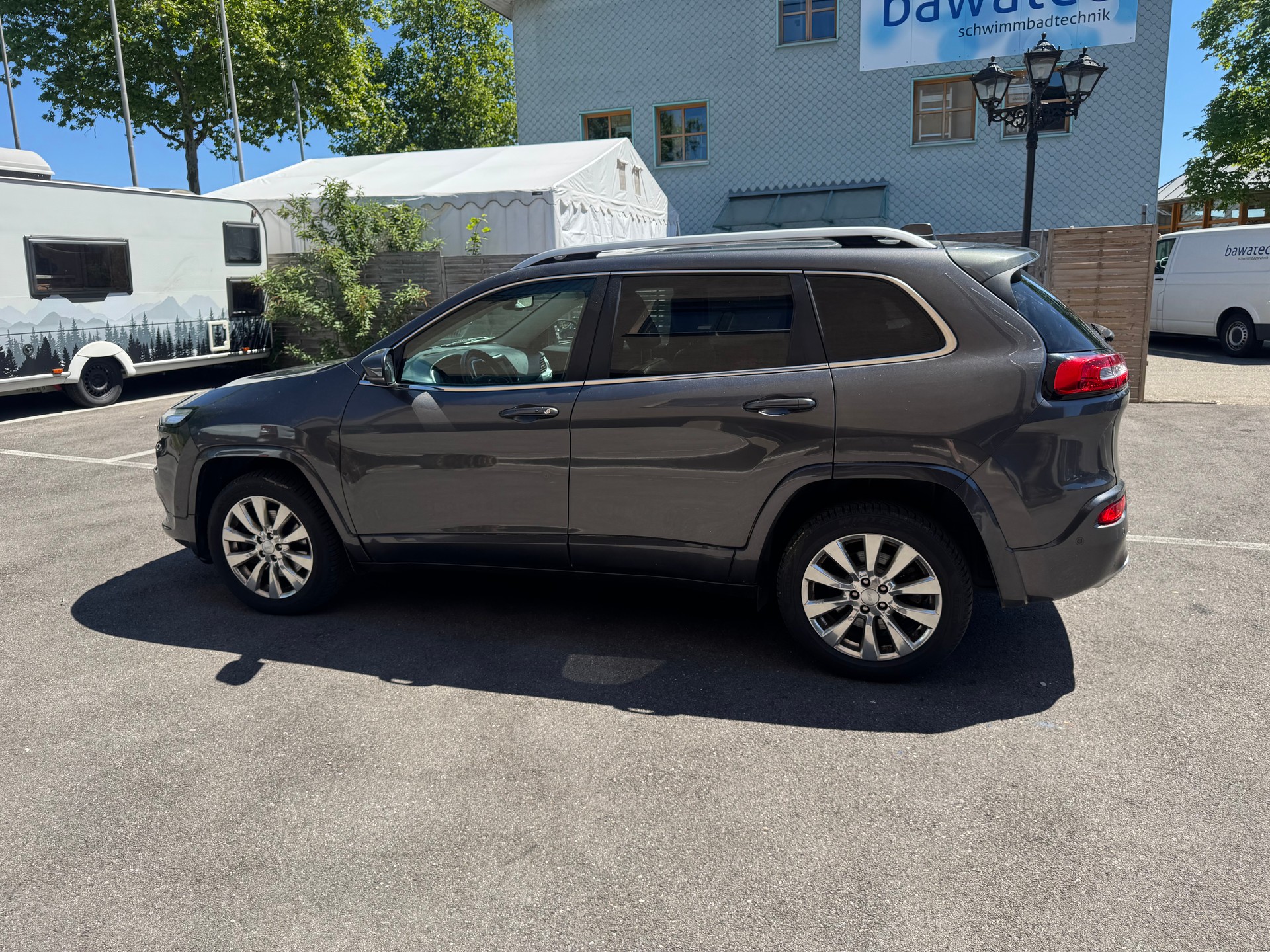 JEEP Cherokee 2.2TD Overland AWD 9ATX-image-4