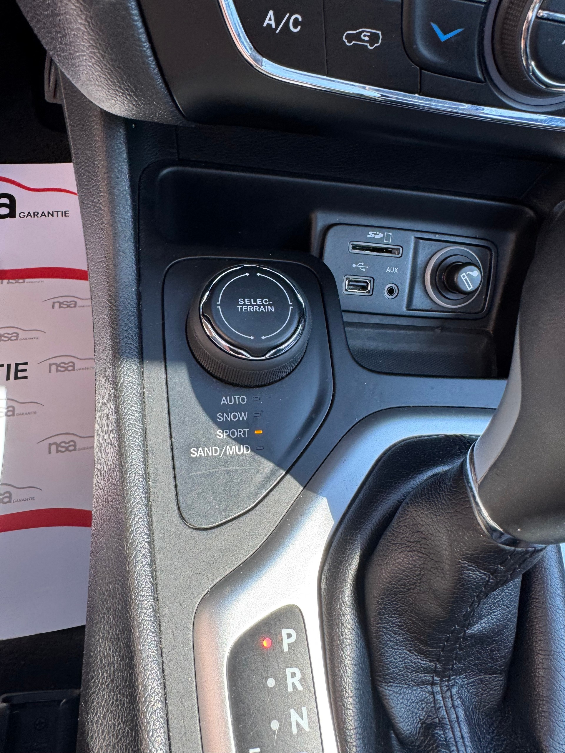 JEEP Cherokee 2.2TD Overland AWD 9ATX-image-12