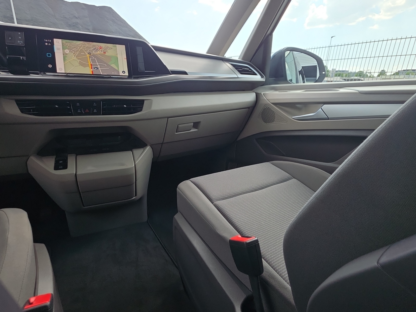 VW Multivan 2.0 TDI DSG Lang-image-12
