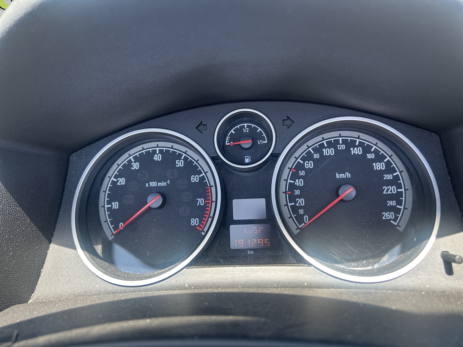 OPEL Astra TT 1.8i 16V Cosmo-image-15
