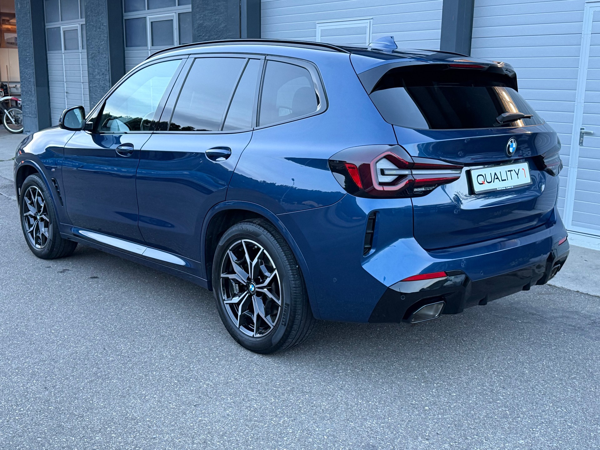 BMW G01 xDrive 20d 190PS, M Sport Pack-image-3