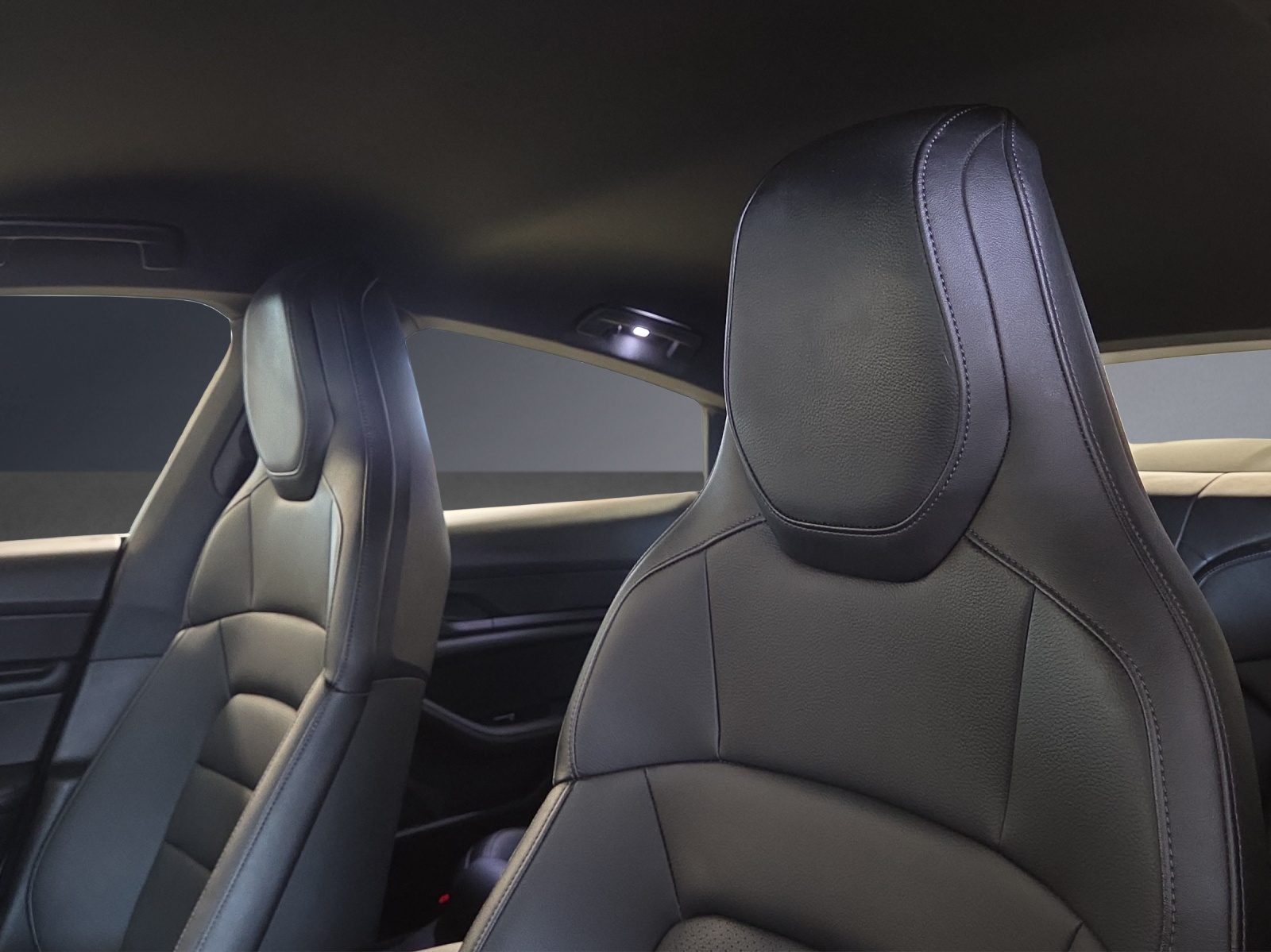 PORSCHE Taycan ST Perf. Bat.Plus-image-7