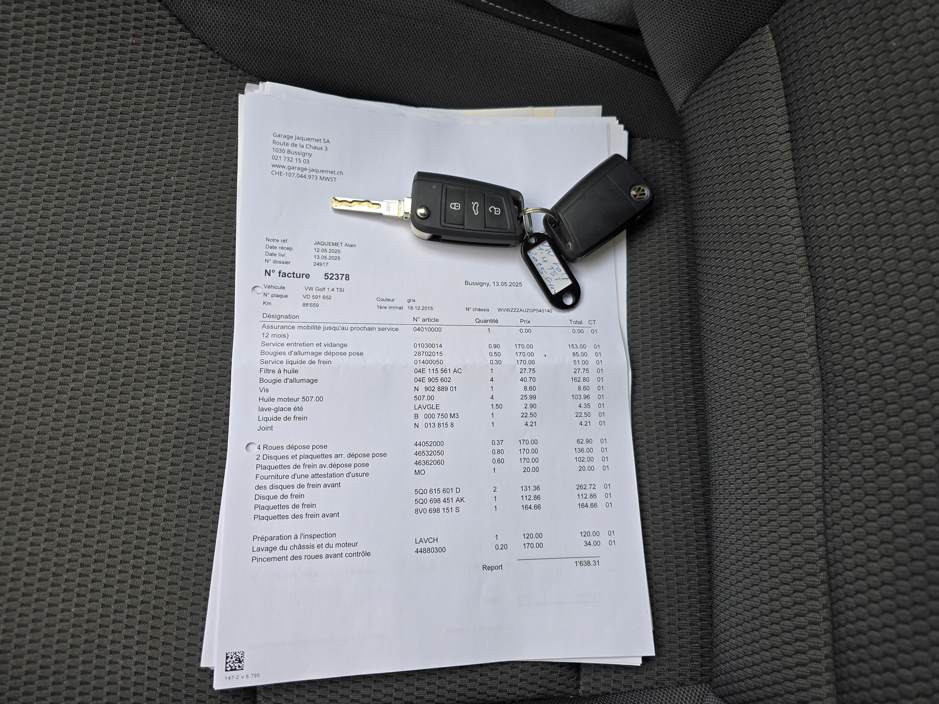 VW Golf Variant 1.4 TSI Lounge-image-24