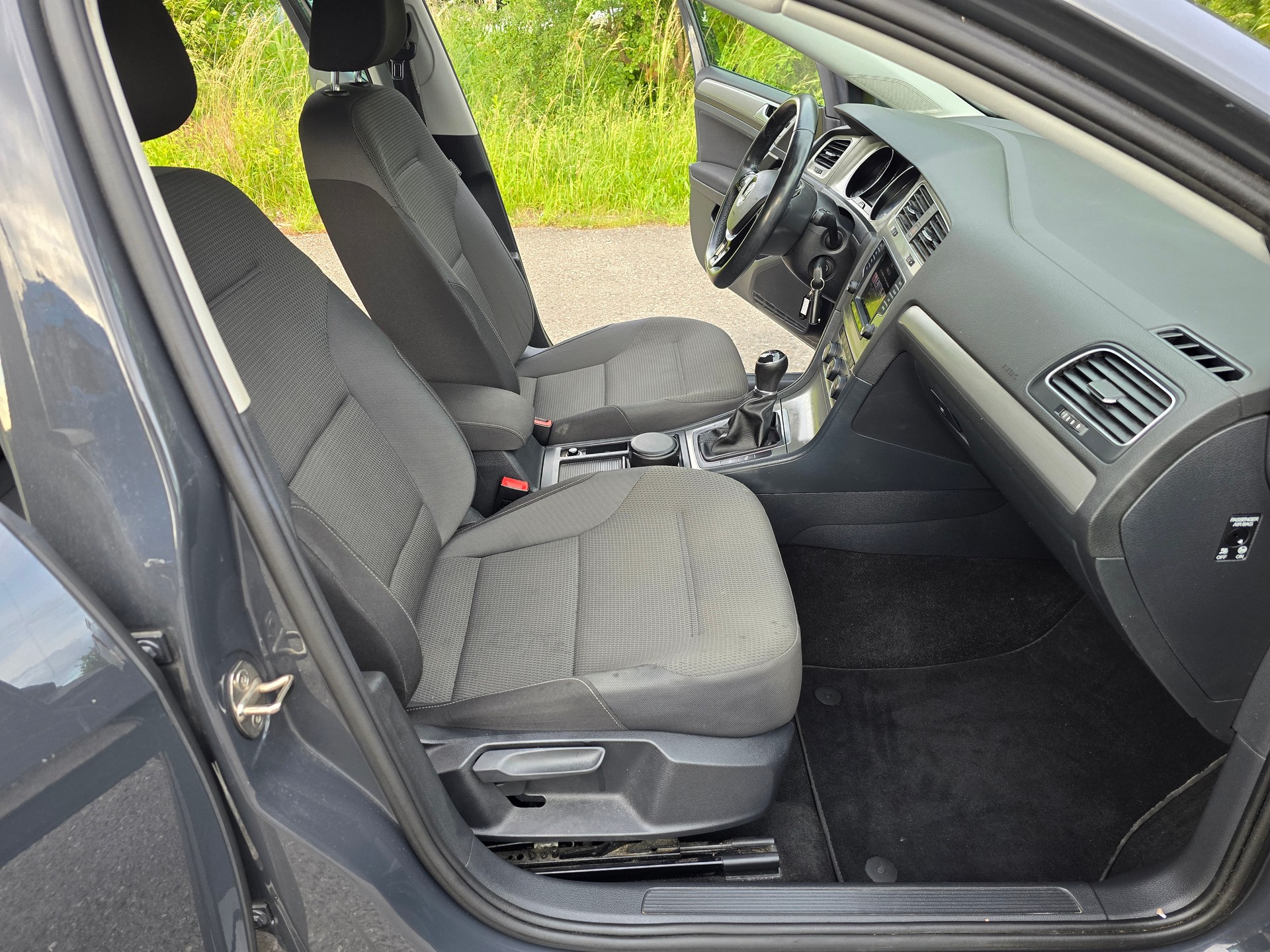 VW Golf Variant 1.4 TSI Lounge-image-13