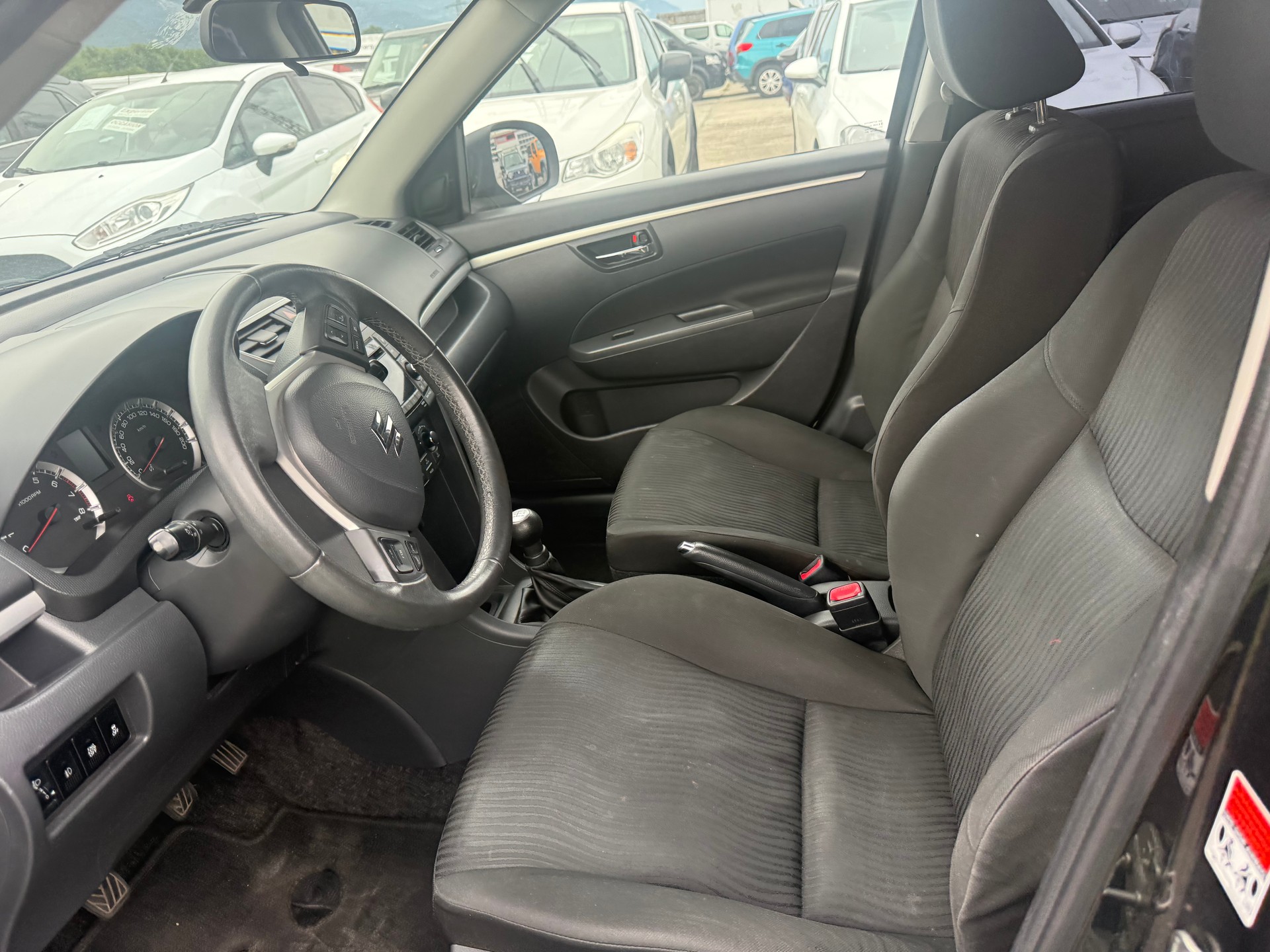 SUZUKI Swift 1.2i 16V GA-image-8