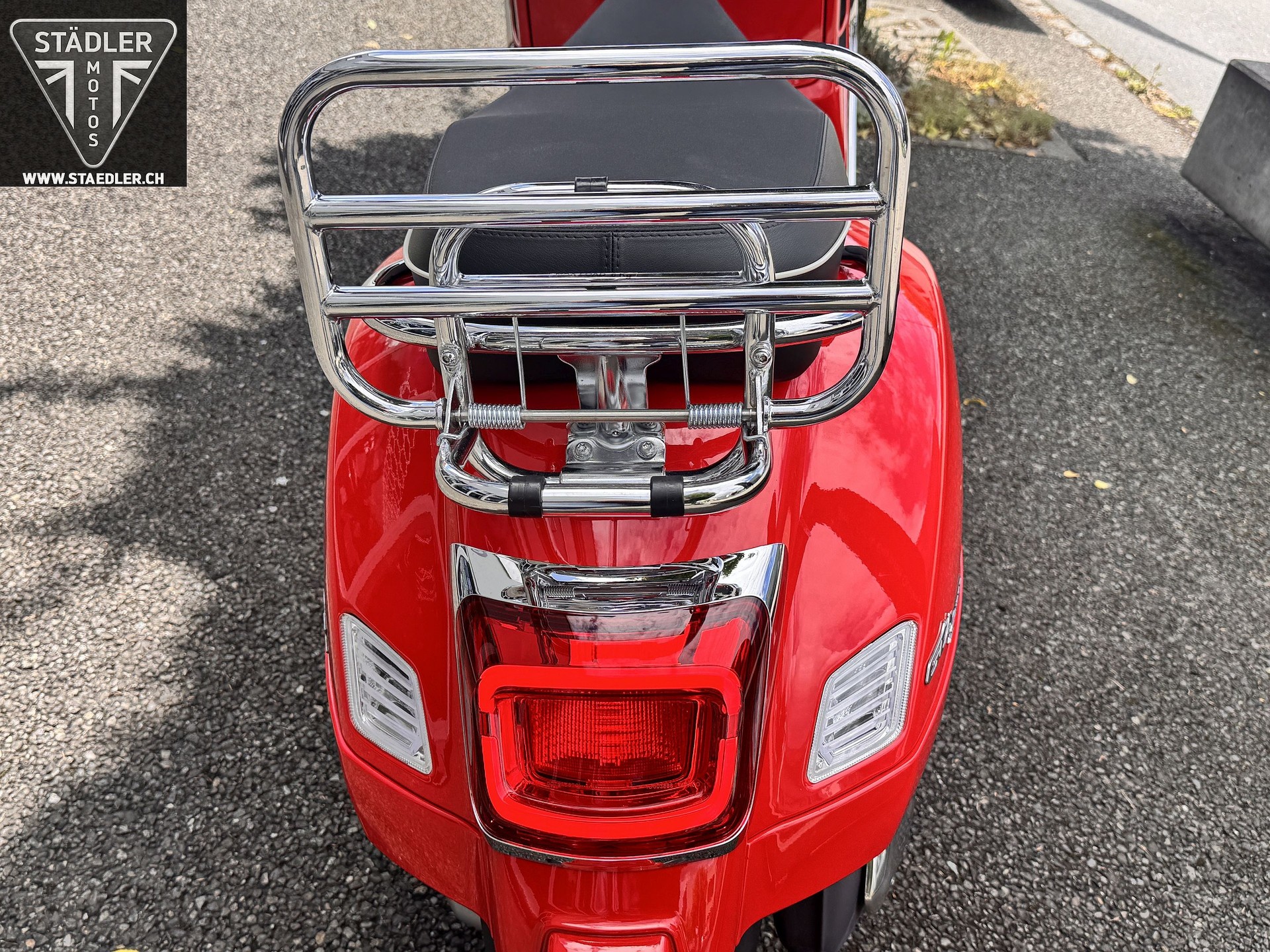PIAGGIO Vespa GTS 300 Super ABS-image-10