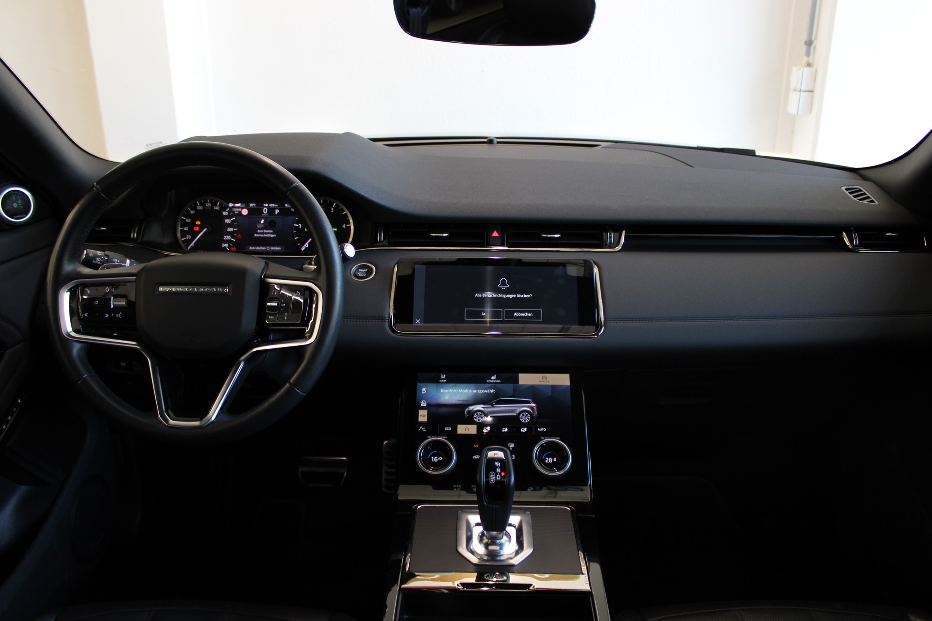 LAND ROVER Evoque R-Dynamic P 200 MHEV SE AT9-image-11