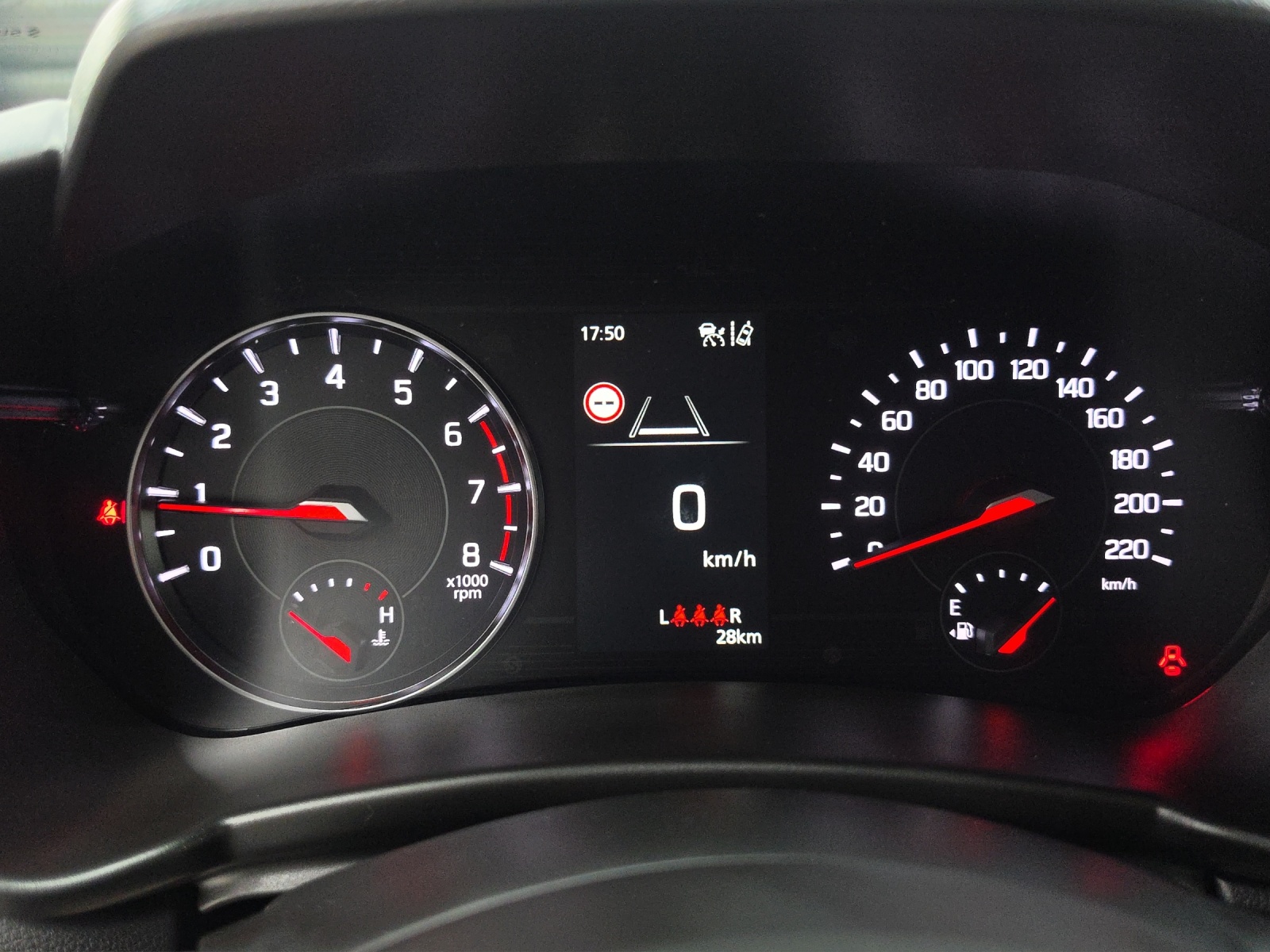 SUZUKI Swift 1.2 Compact+ Hybrid 4x4-image-6